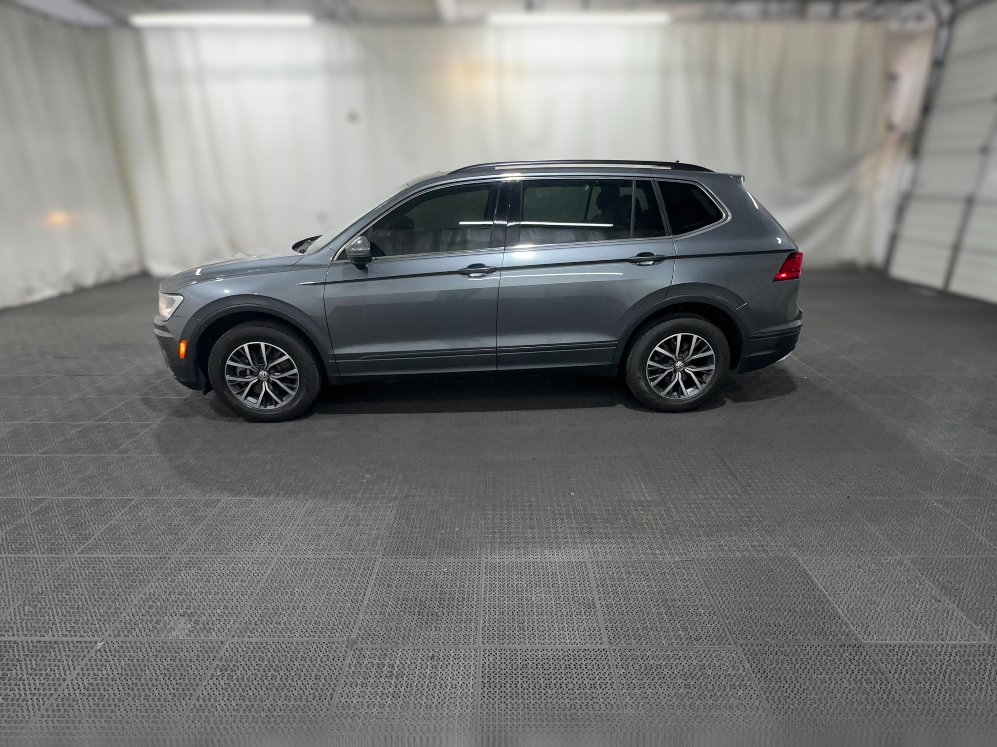 2019 Volkswagen Tiguan SE - Photo 28