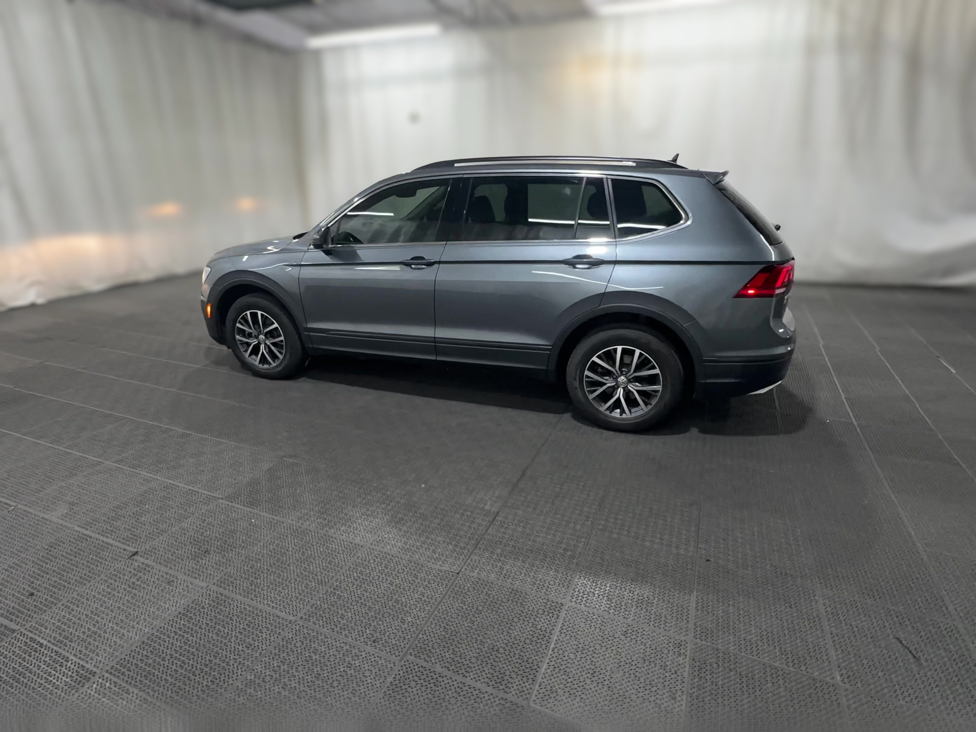 2019 Volkswagen Tiguan SE - Photo 29