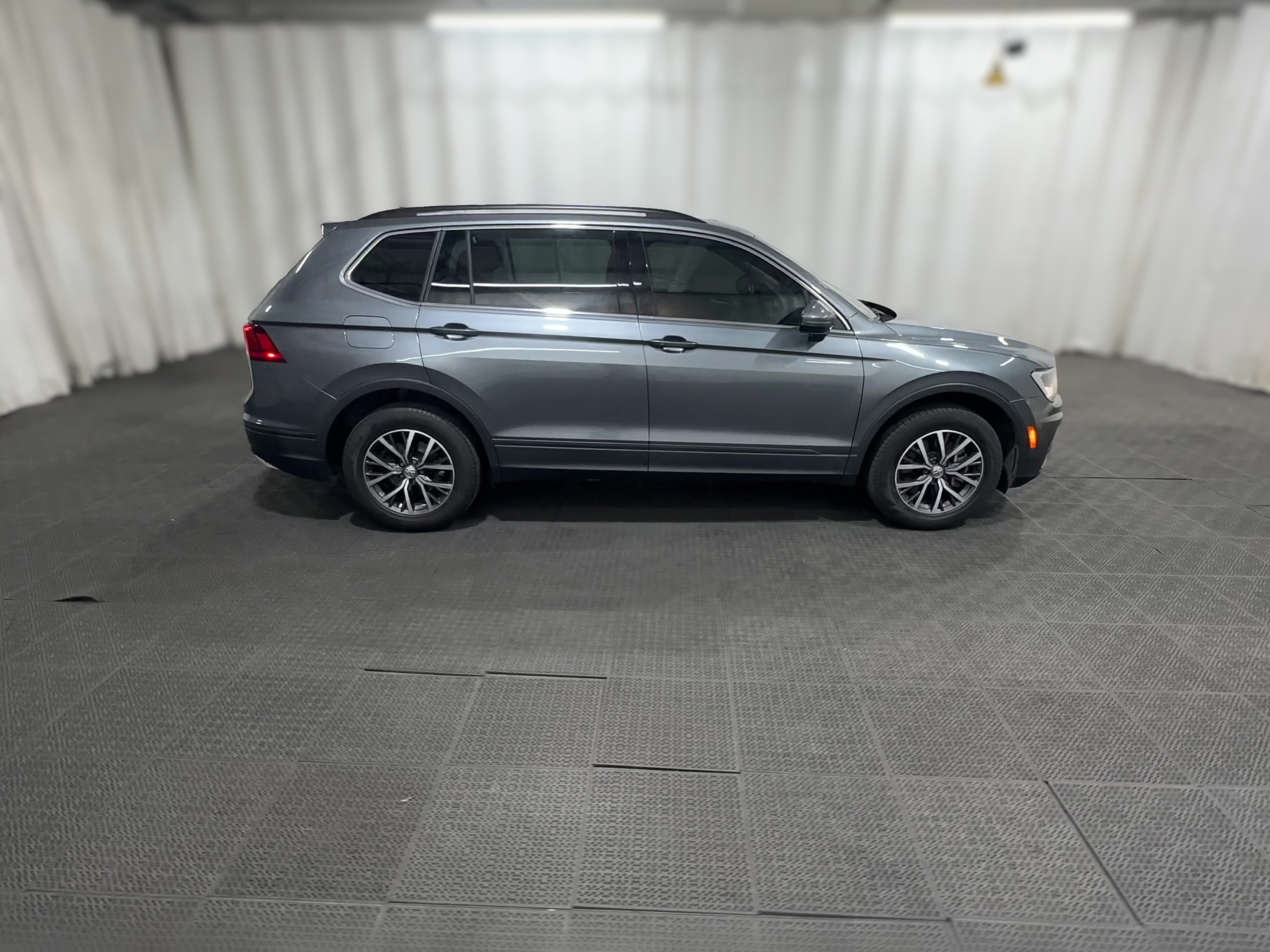 2019 Volkswagen Tiguan SE - Photo 36