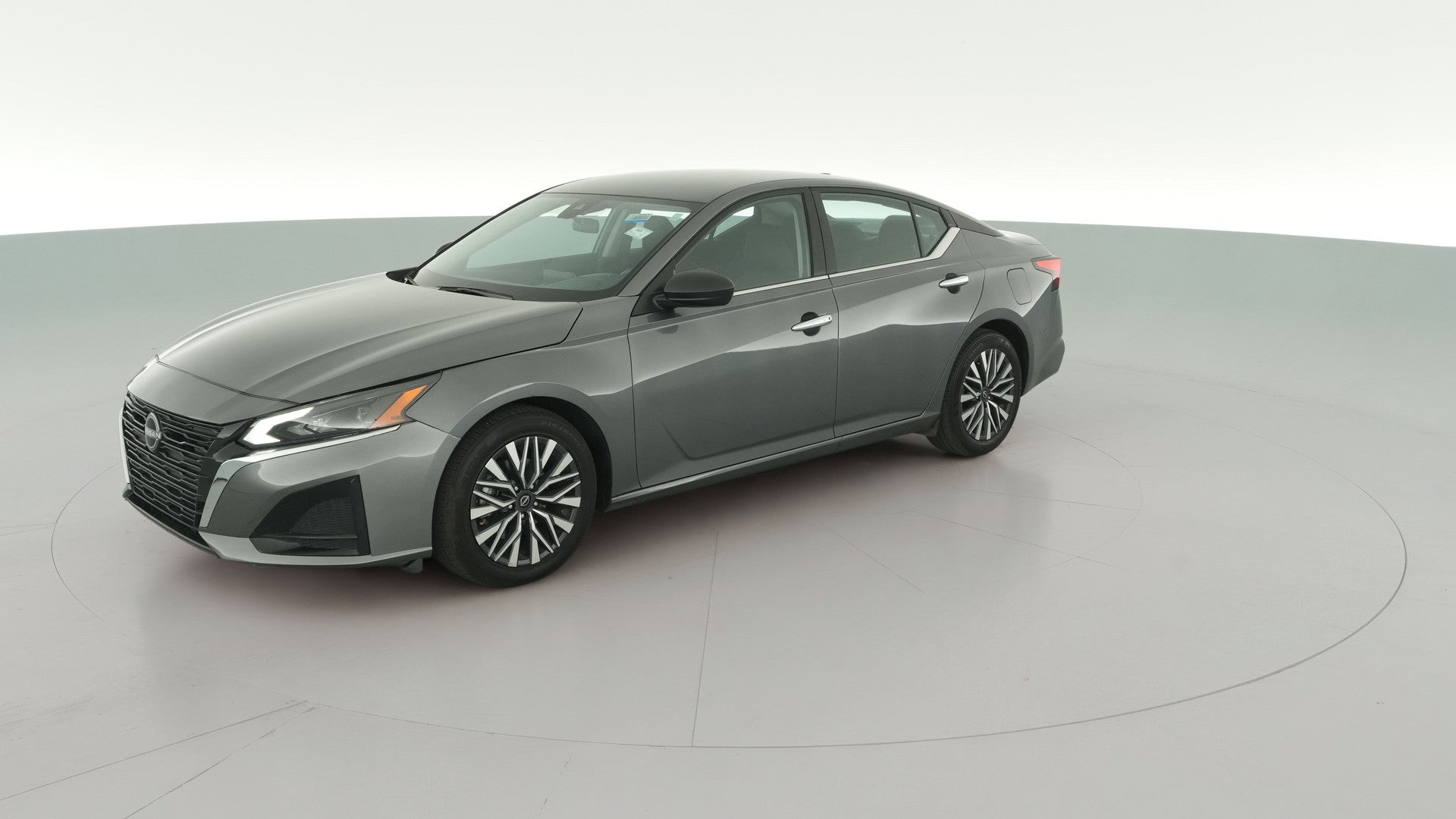 2025 Nissan Altima vehicle photo