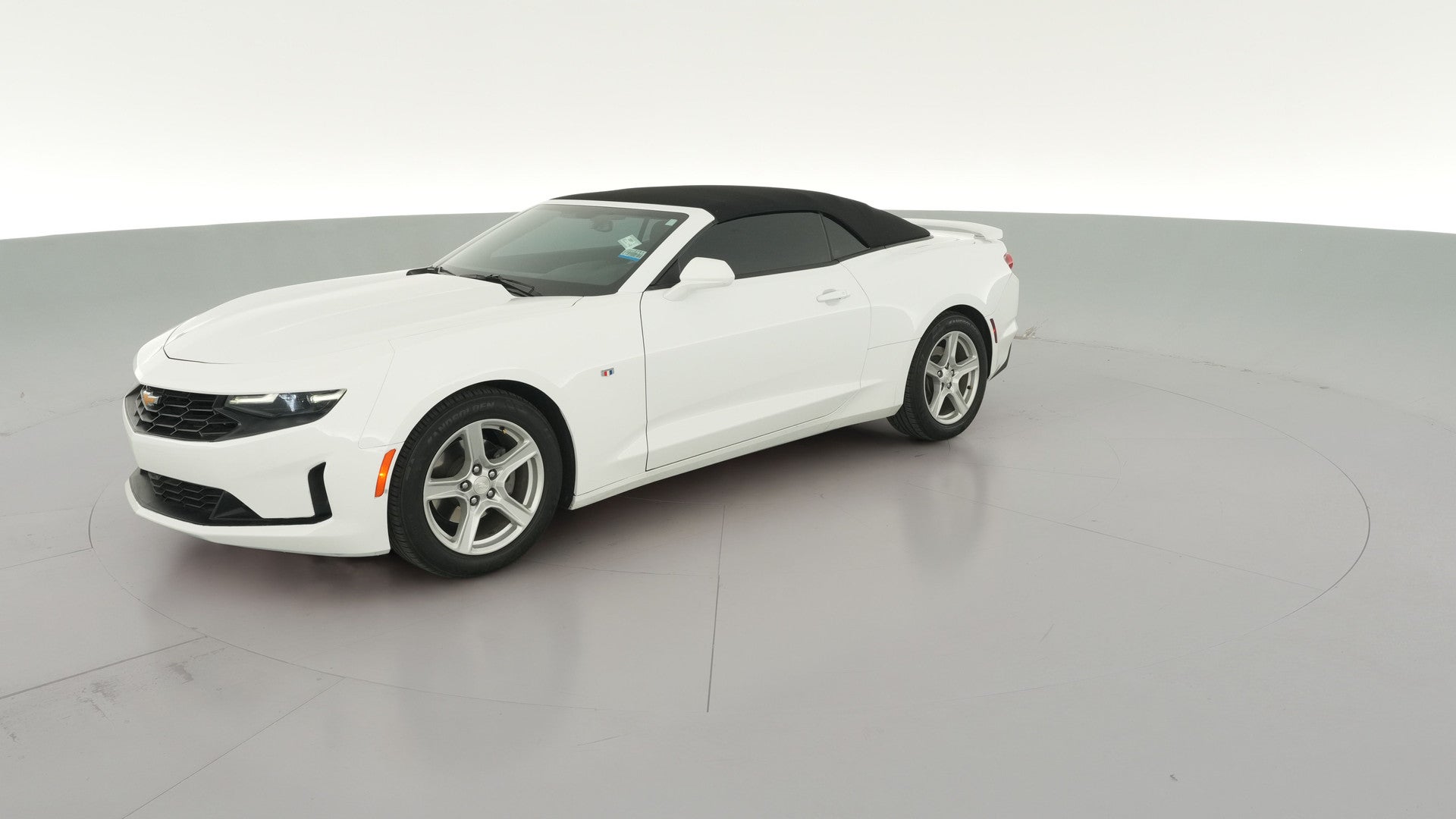 2023 Chevrolet Camaro vehicle photo