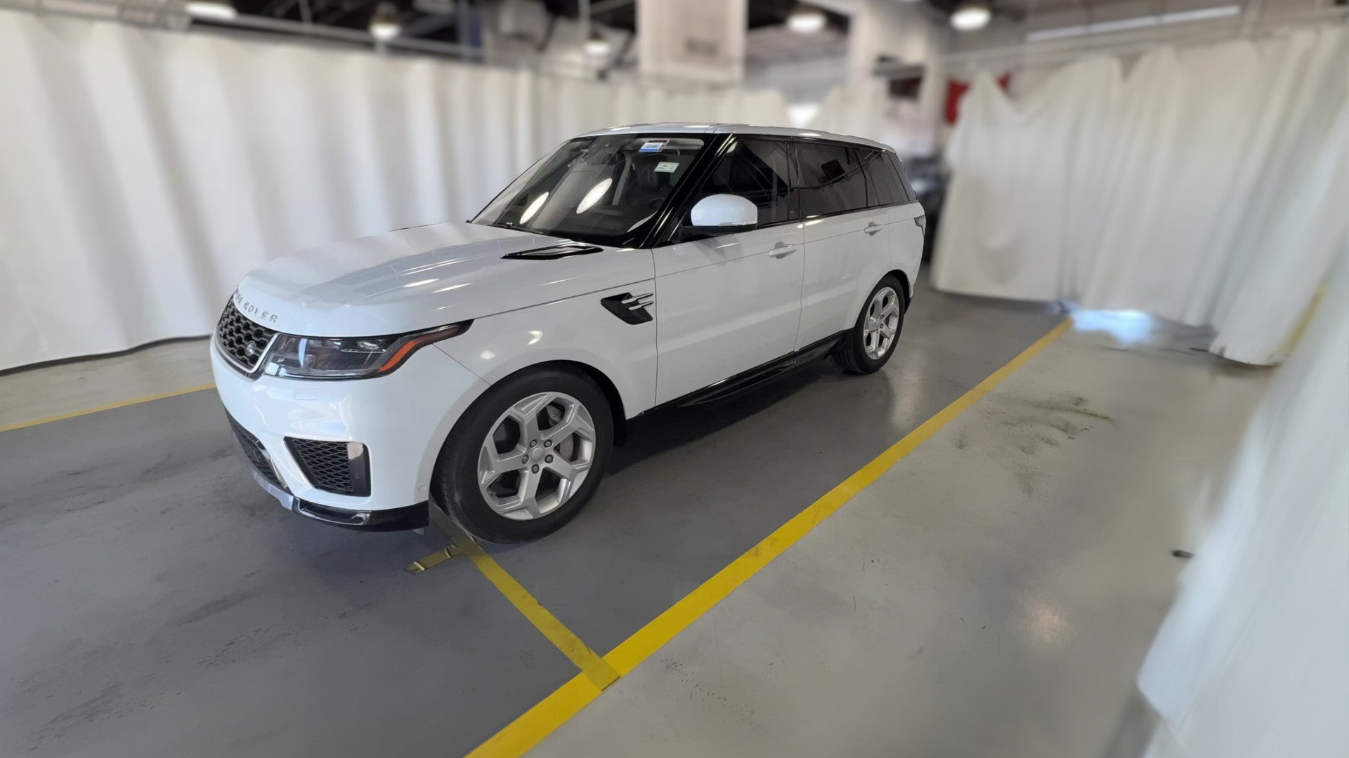 2019 Land Rover Range Rover Sport vehicle photo