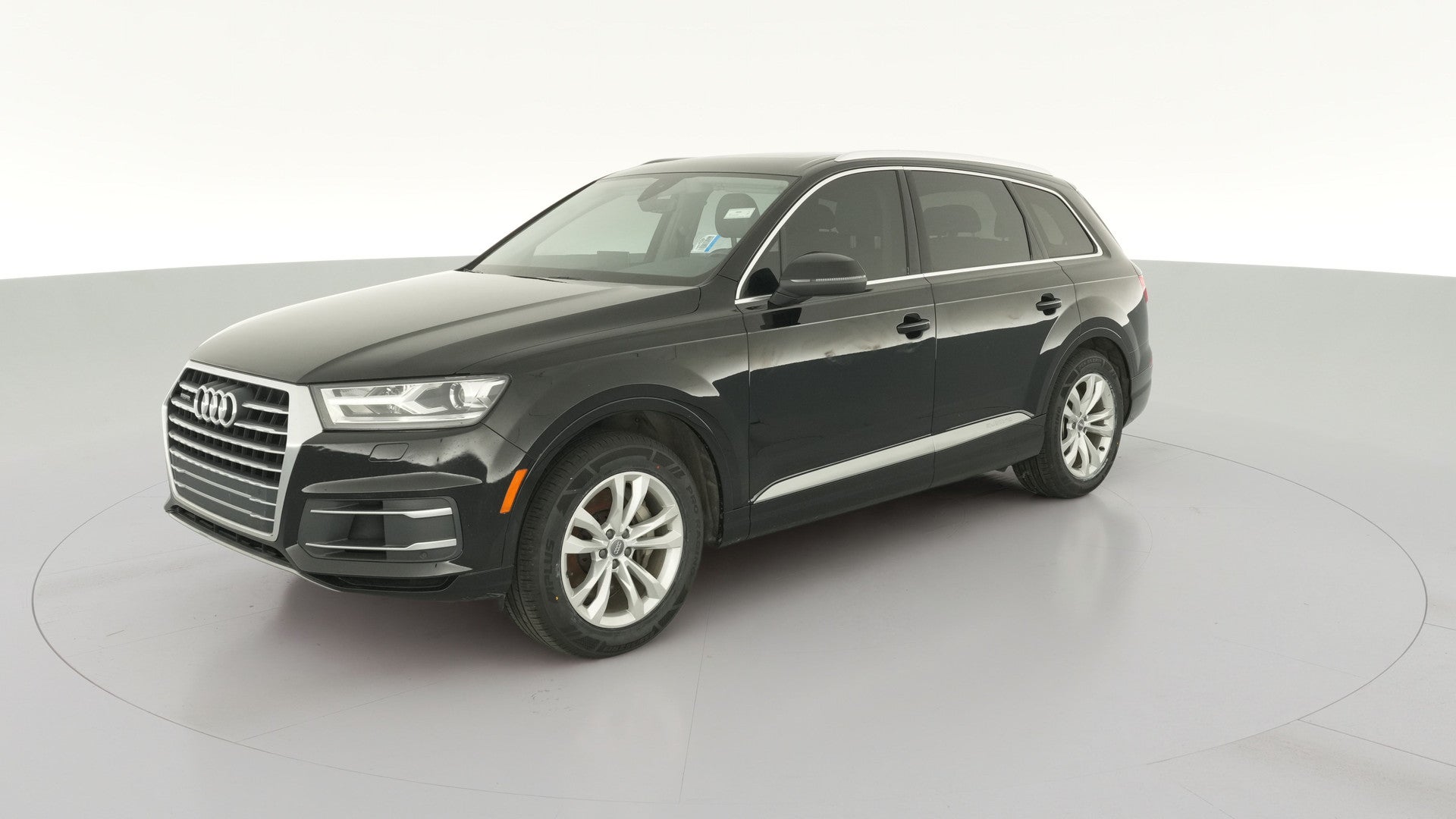 2018 Audi Q7 vehicle photo