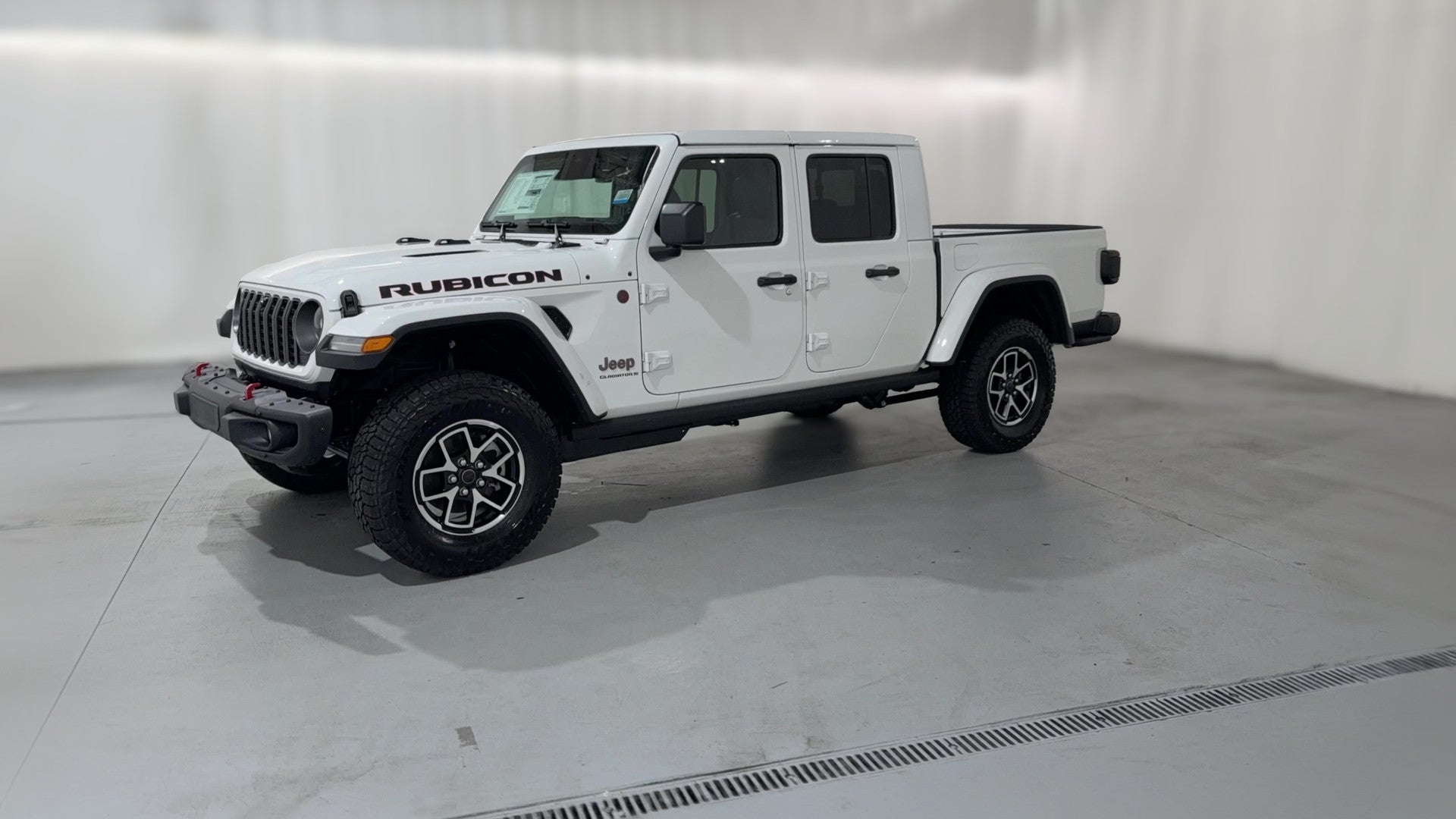 2026 Jeep Gladiator vehicle photo