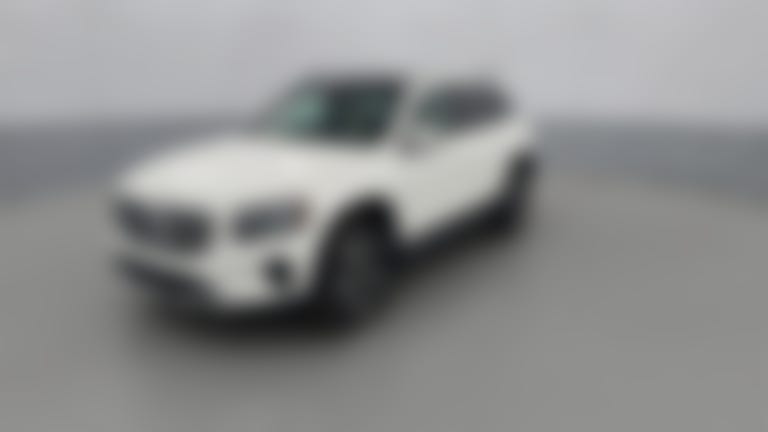 2025 Mercedes-Benz GLB vehicle photo