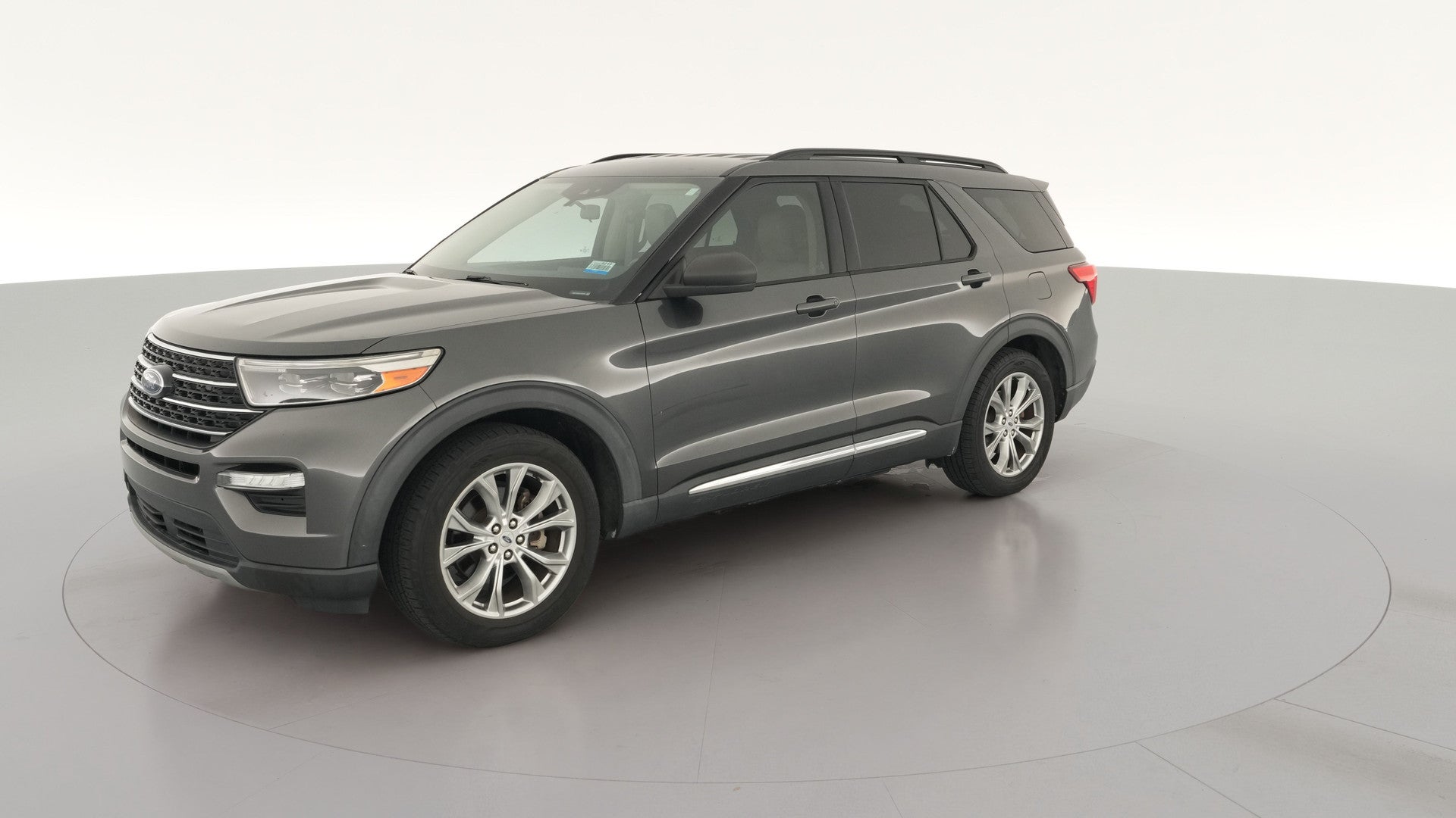 2020 Ford Explorer vehicle photo