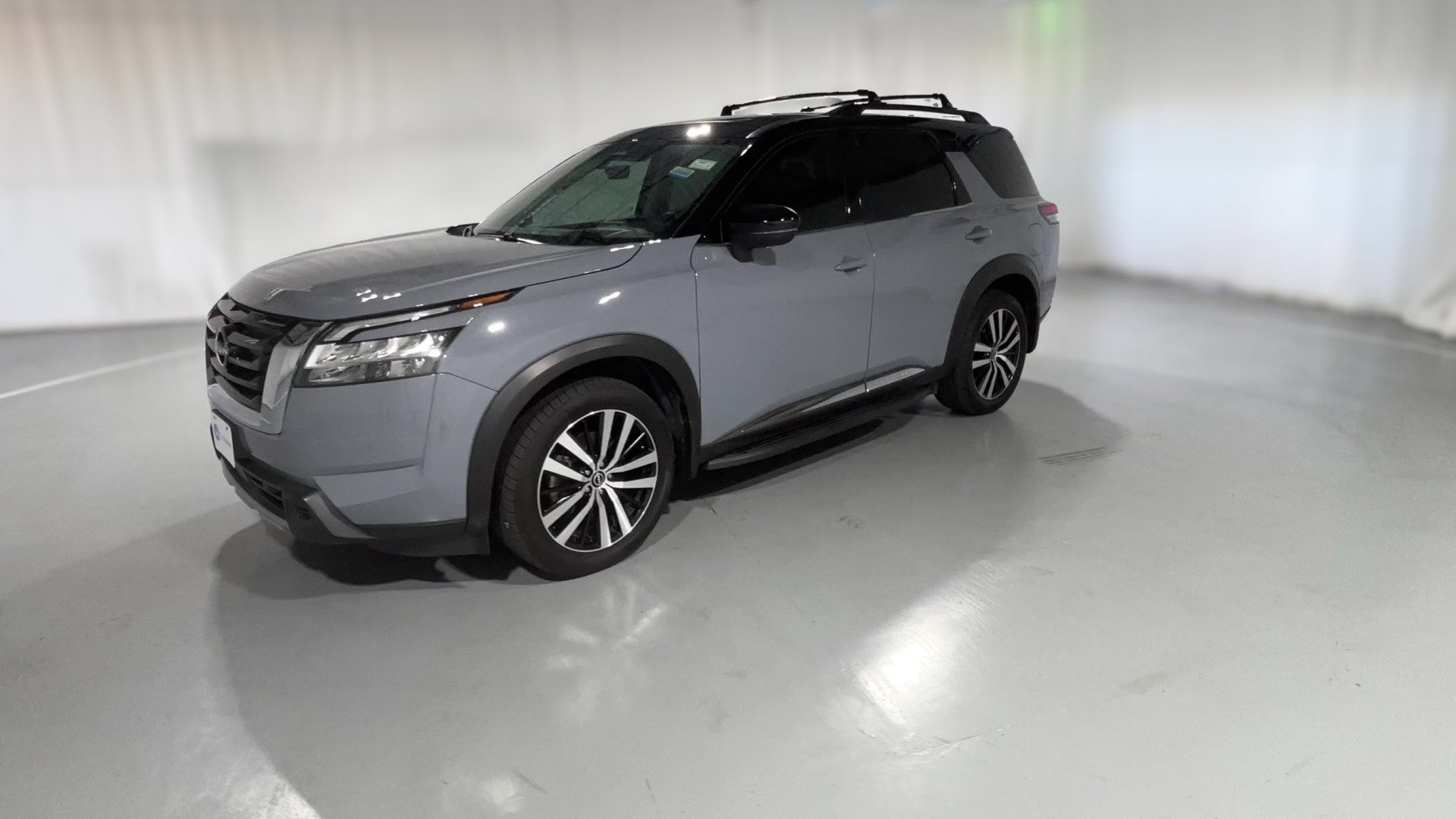 2023 Nissan Pathfinder vehicle photo