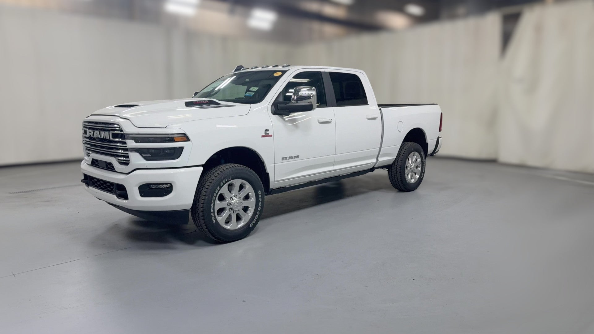 2026 Ram 2500 Crew Cab vehicle photo
