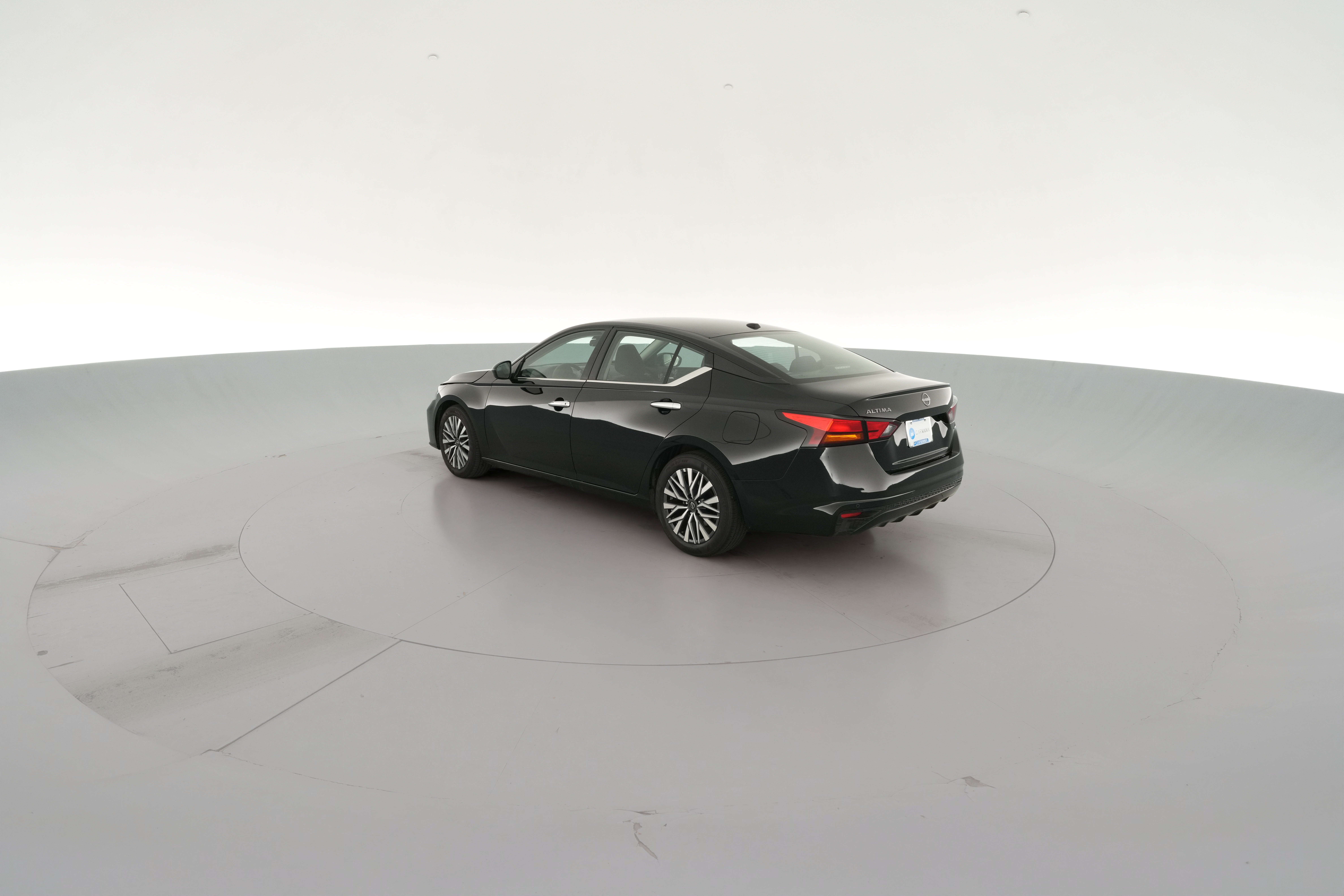 2025 Nissan Altima SV - Photo 28