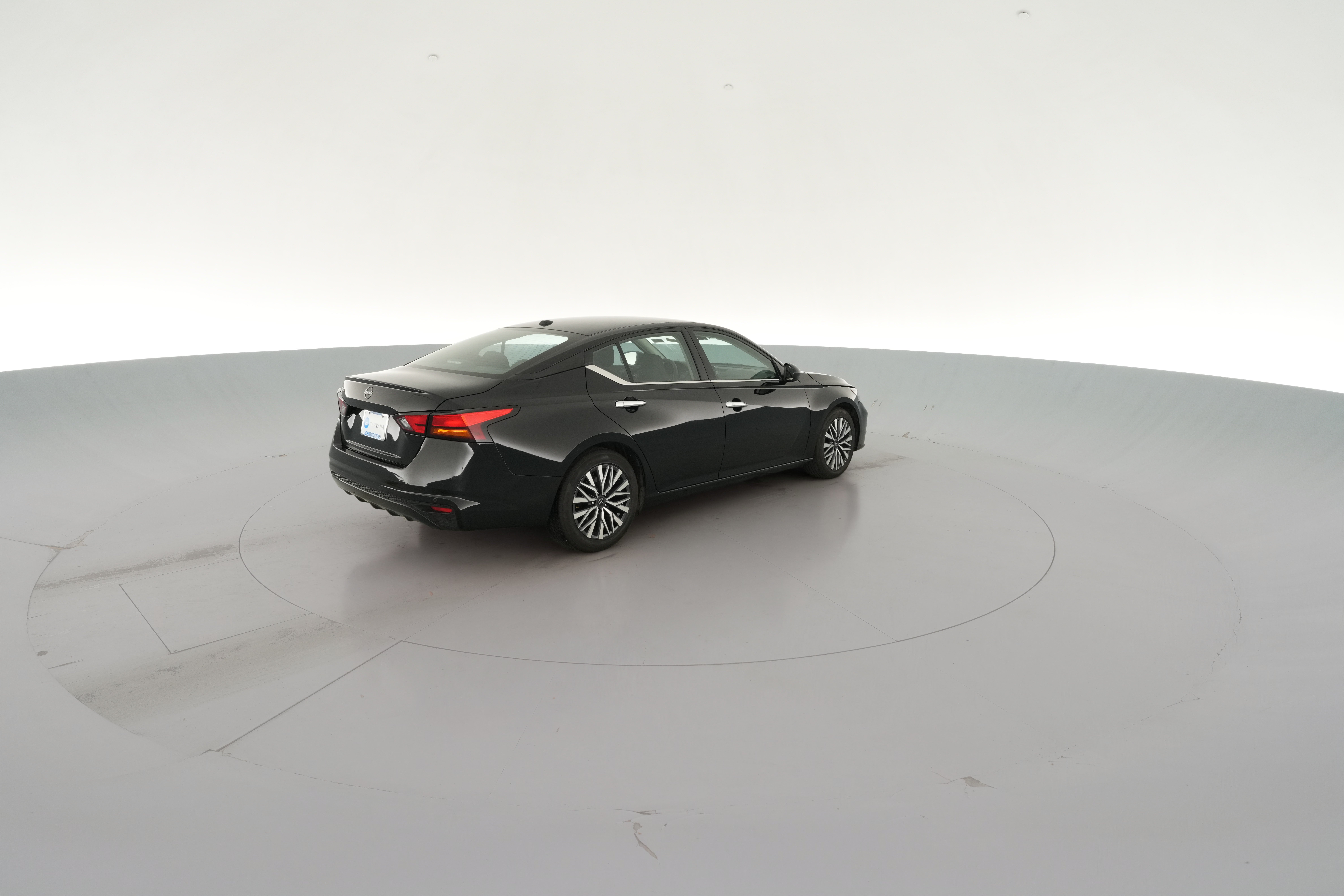2025 Nissan Altima SV - Photo 32