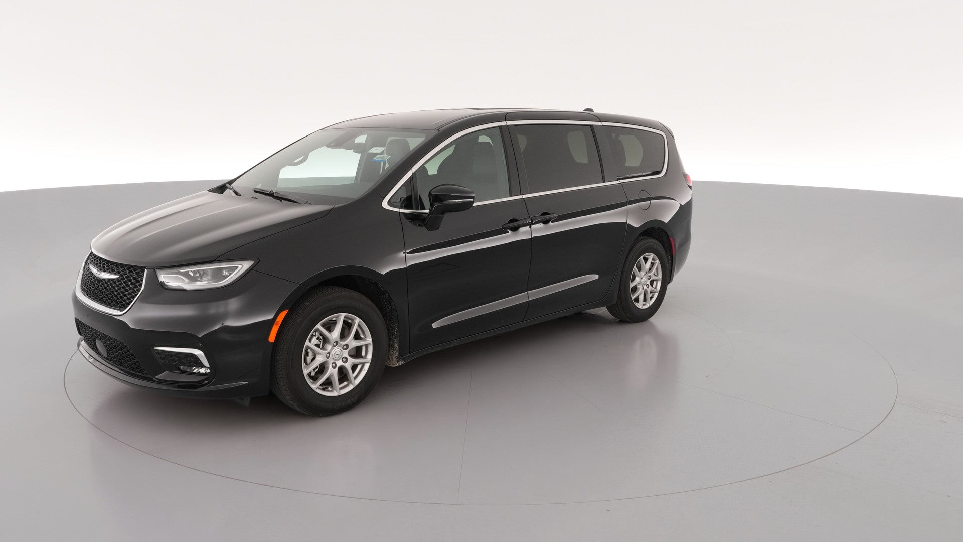 2026 Chrysler Pacifica vehicle photo