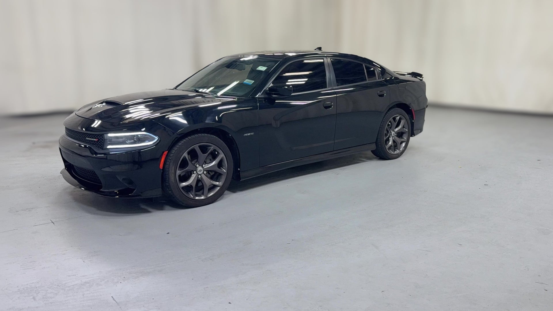 2019 Dodge Charger vehicle photo