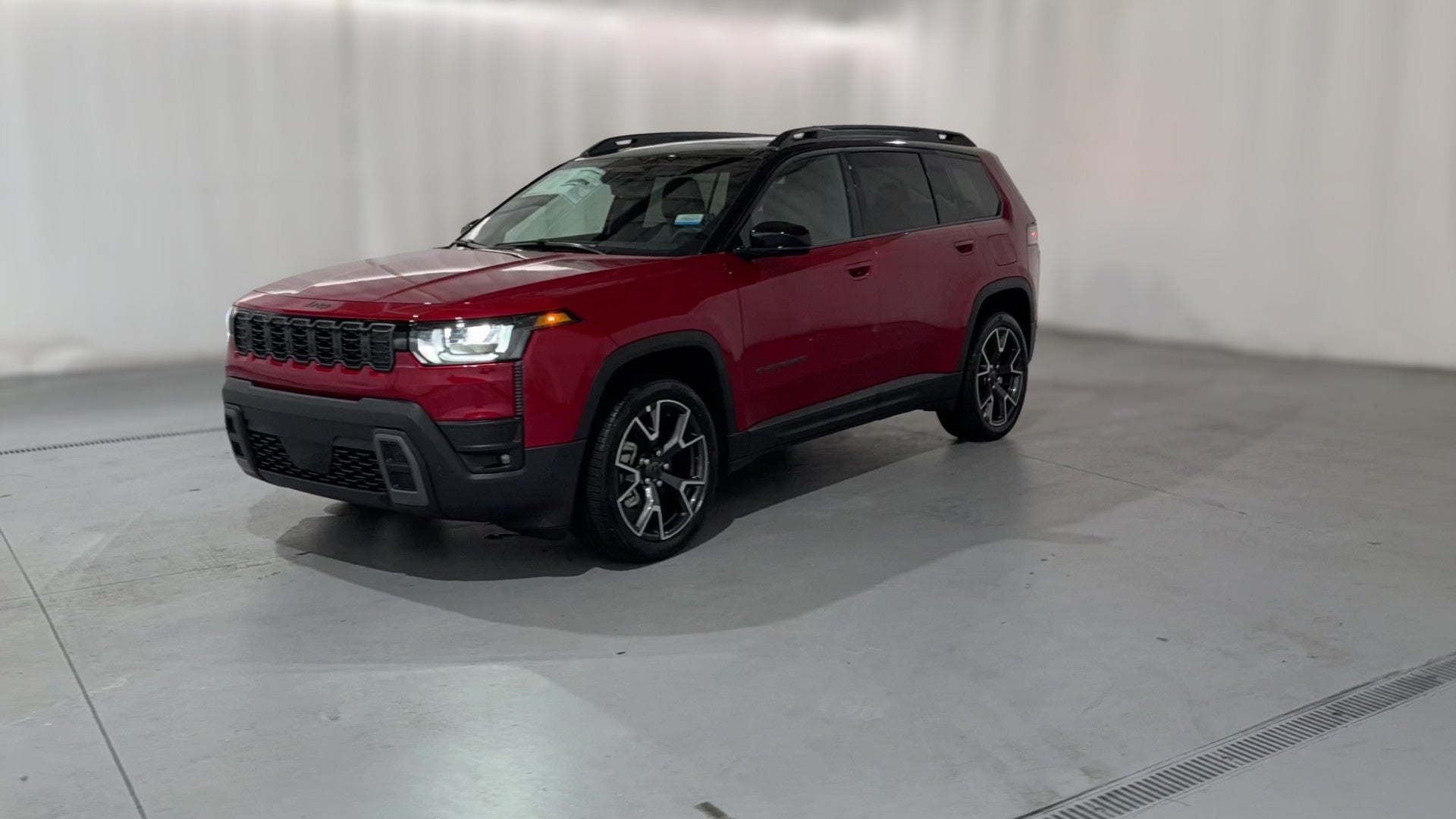 2026 Jeep Cherokee vehicle photo