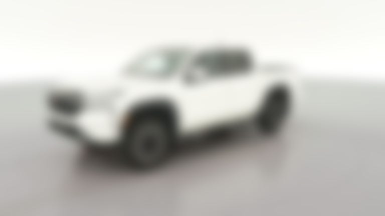 2024 Nissan Frontier Crew Cab vehicle photo