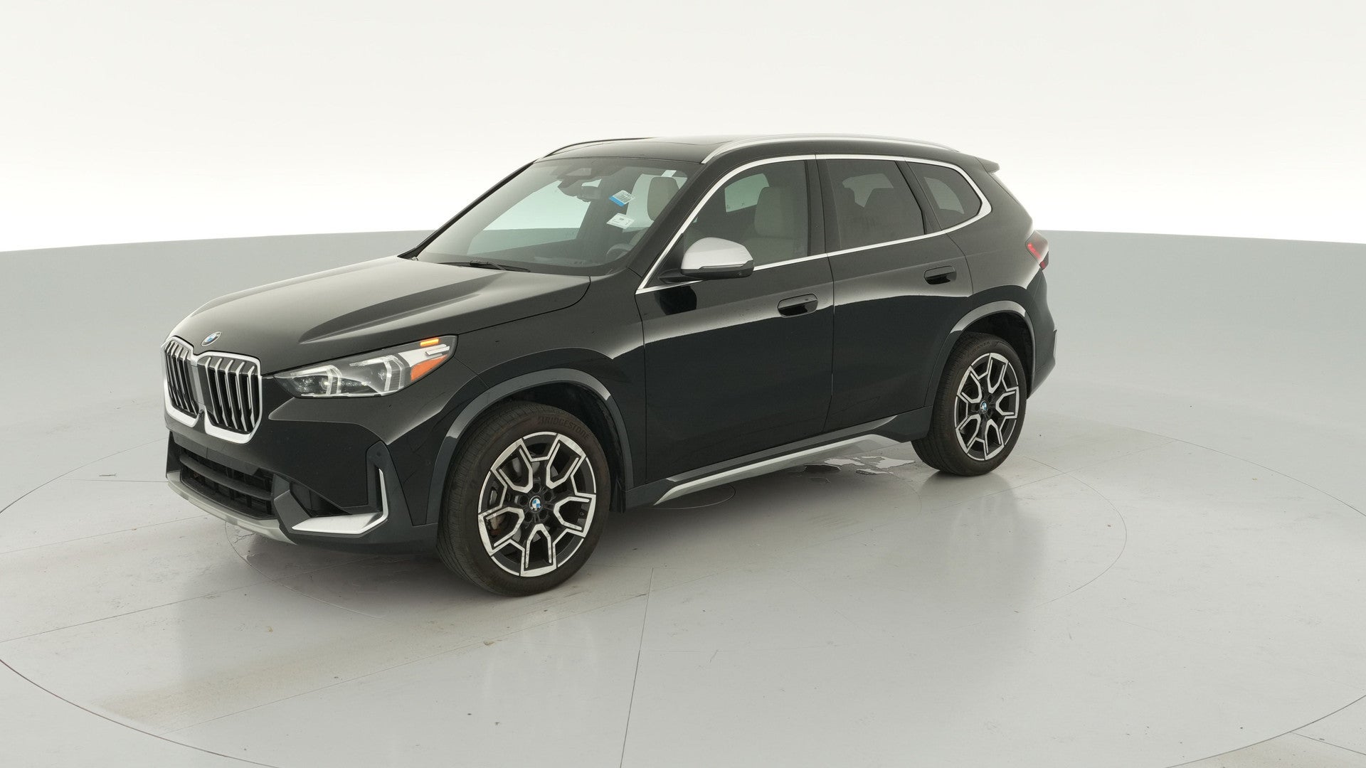 2024 BMW X1 vehicle photo