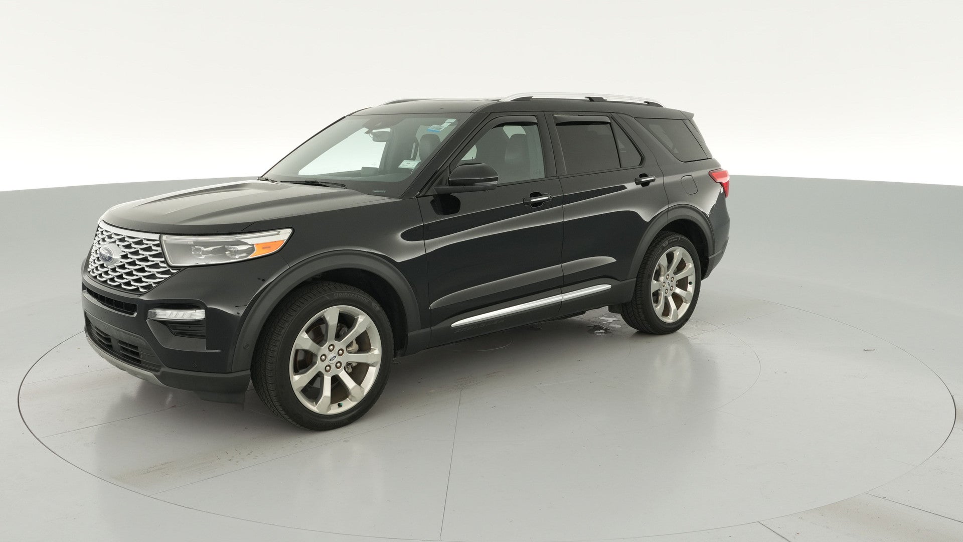 2020 Ford Explorer vehicle photo