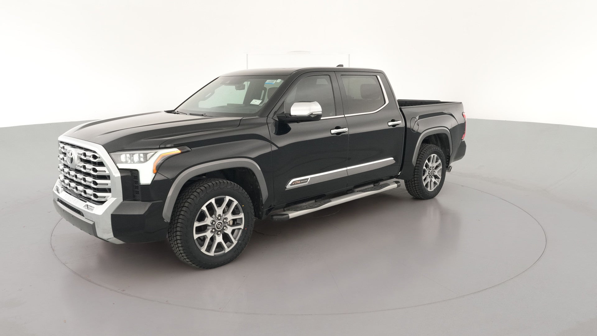 2023 Toyota Tundra CrewMax vehicle photo