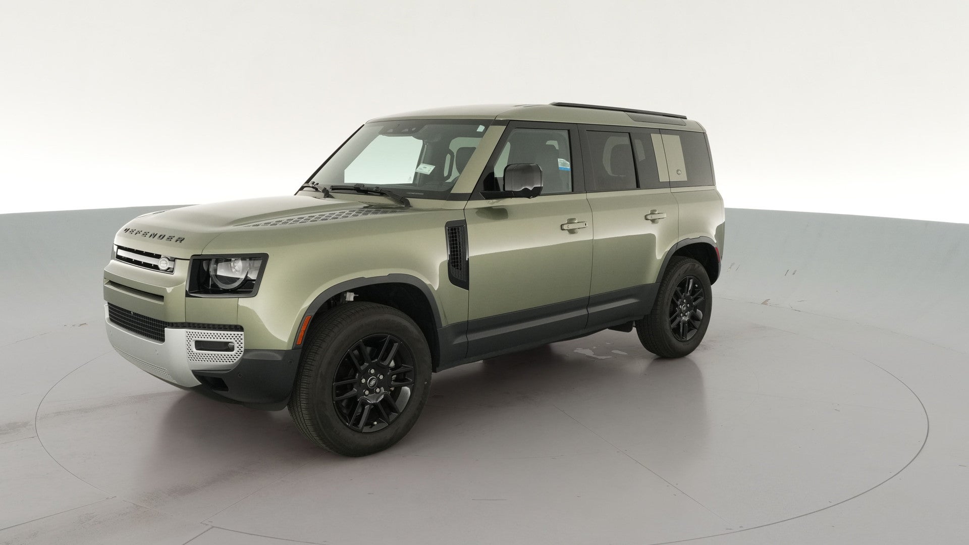 2024 Land Rover Defender 110 vehicle photo