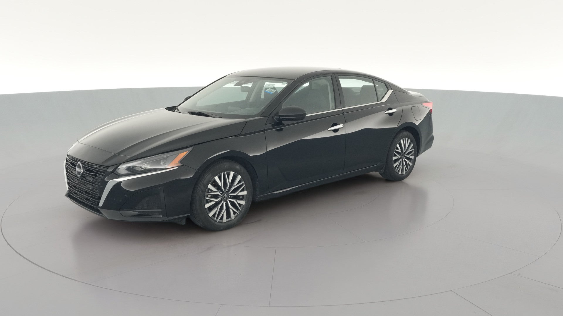 2025 Nissan Altima vehicle photo