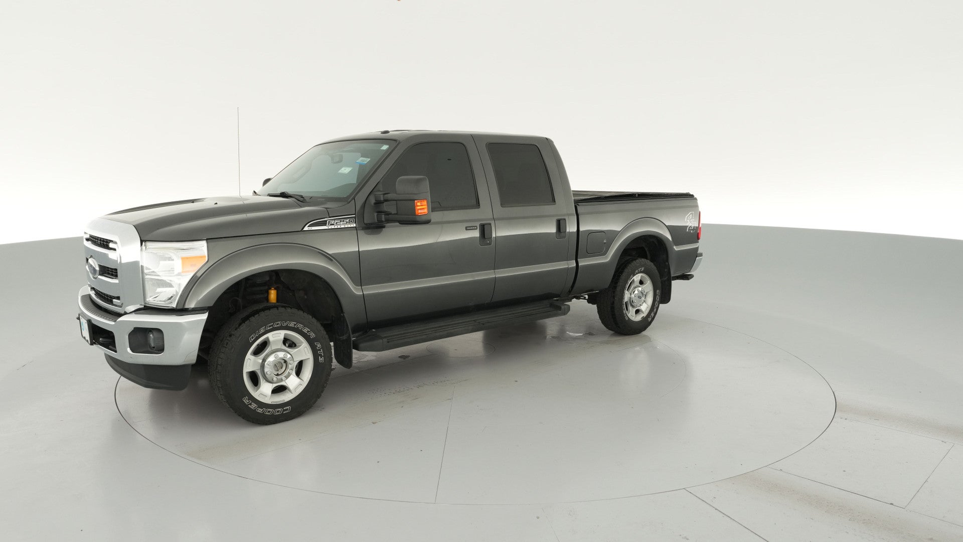 2016 Ford F250 Super Duty Crew Cab vehicle photo