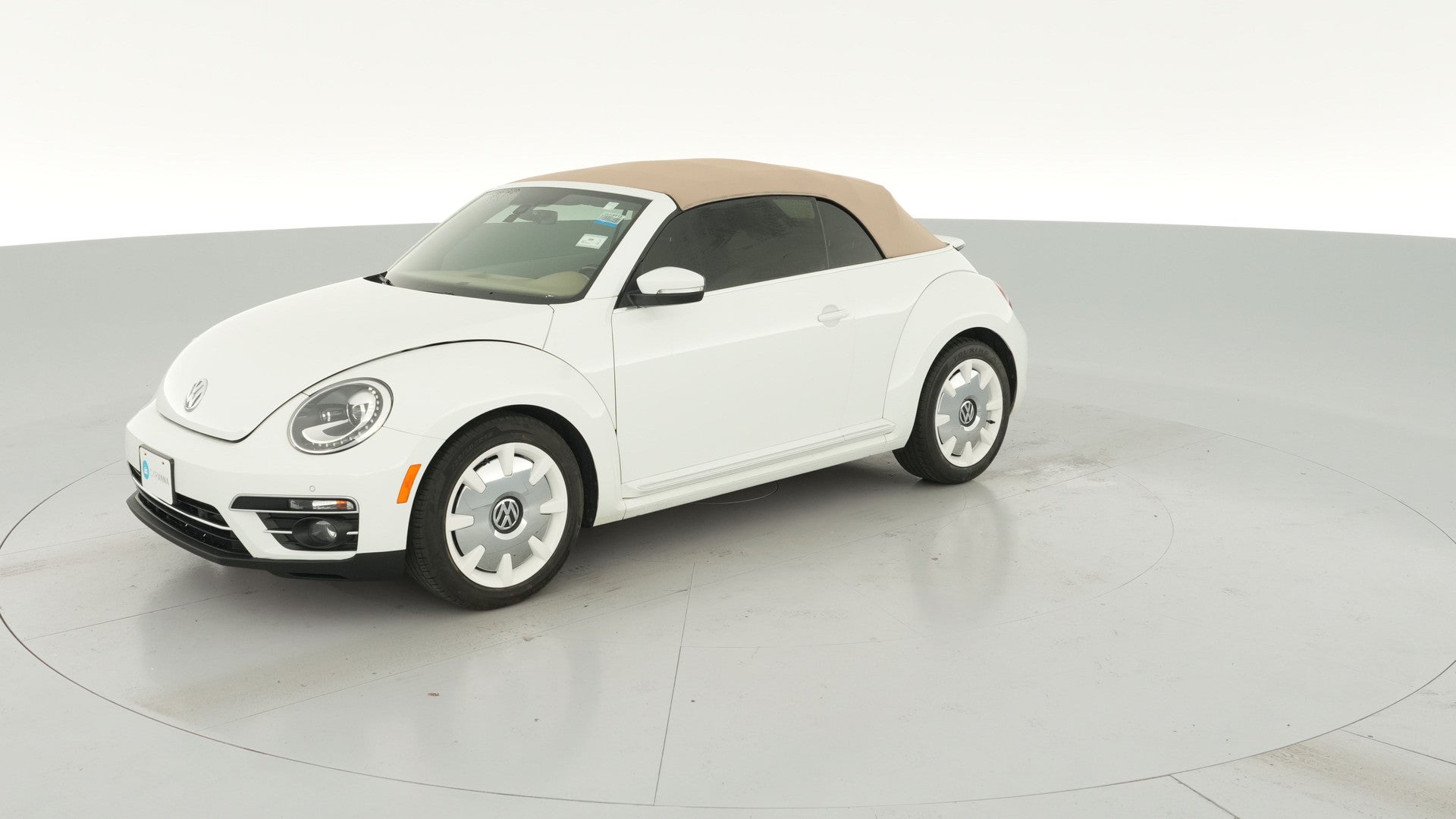 2019 Volkswagen Beetle vehicle photo