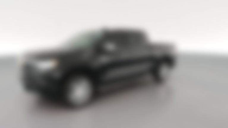 2023 Chevrolet Silverado 1500 Crew Cab vehicle photo