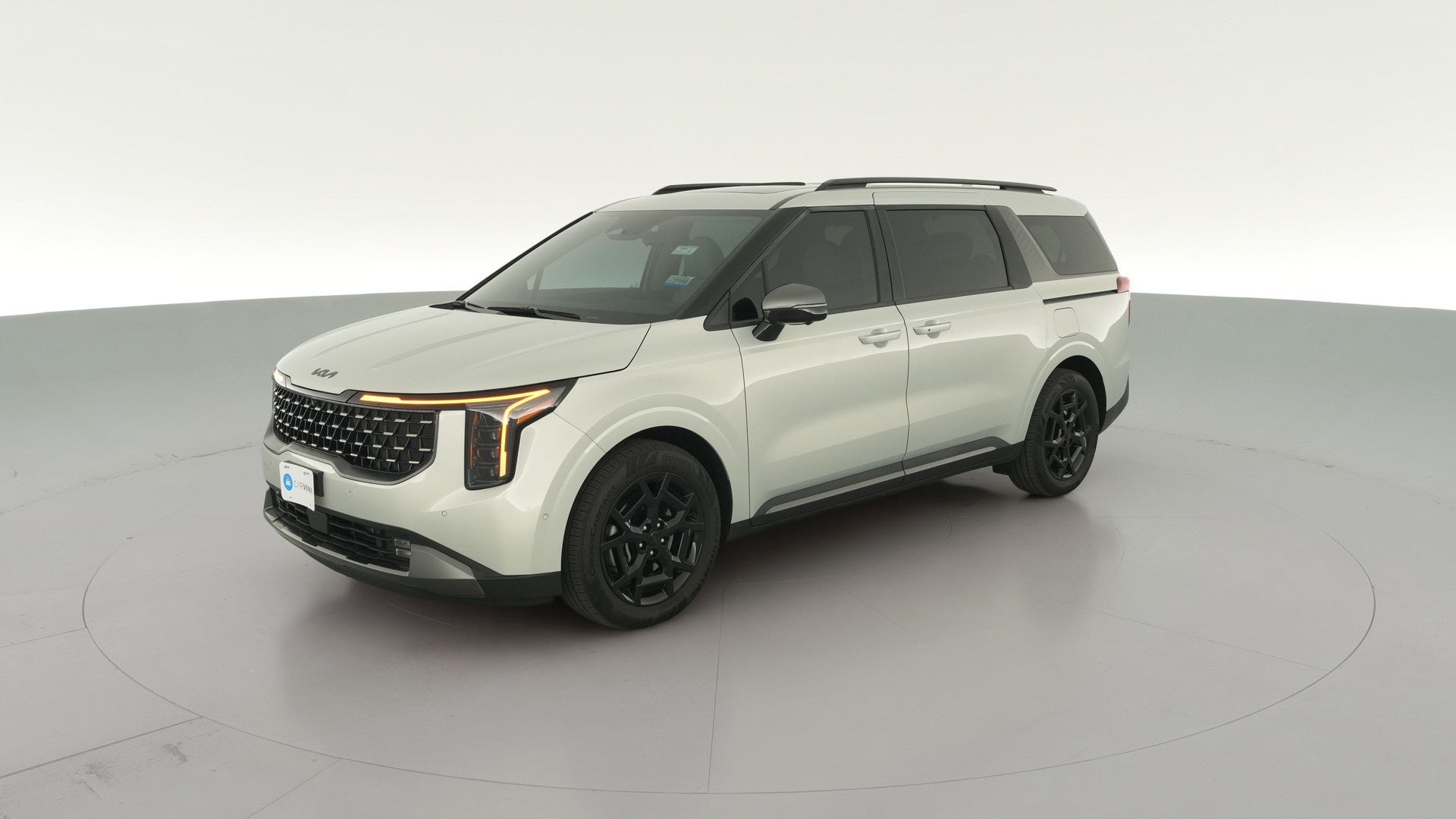 2025 Kia Carnival Hybrid vehicle photo