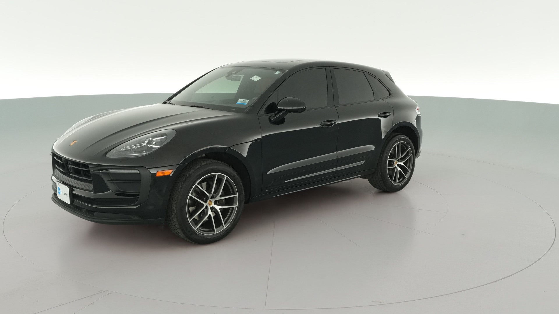 2024 Porsche Macan vehicle photo