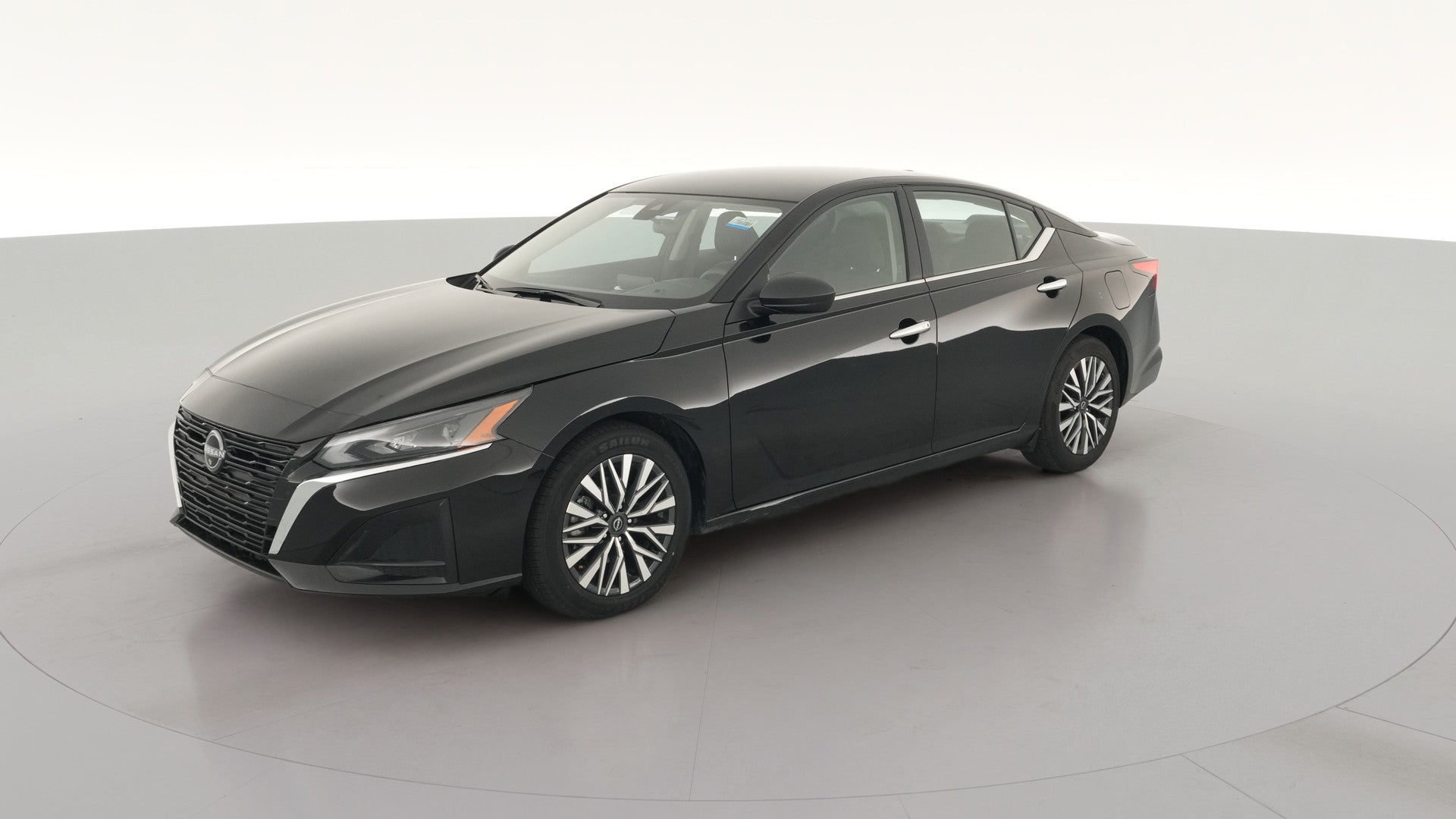 2025 Nissan Altima vehicle photo
