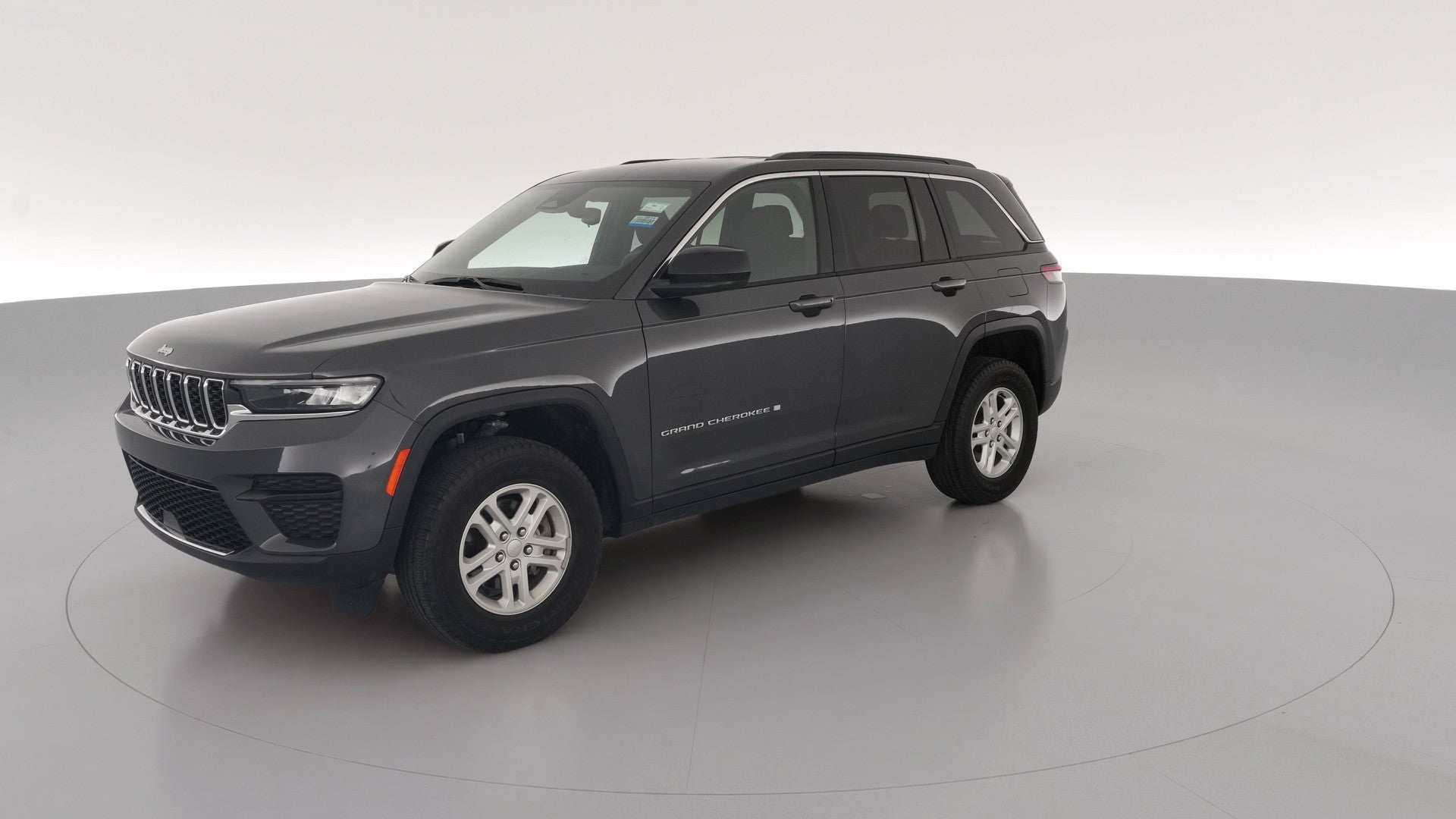 2024 Jeep Grand Cherokee vehicle photo