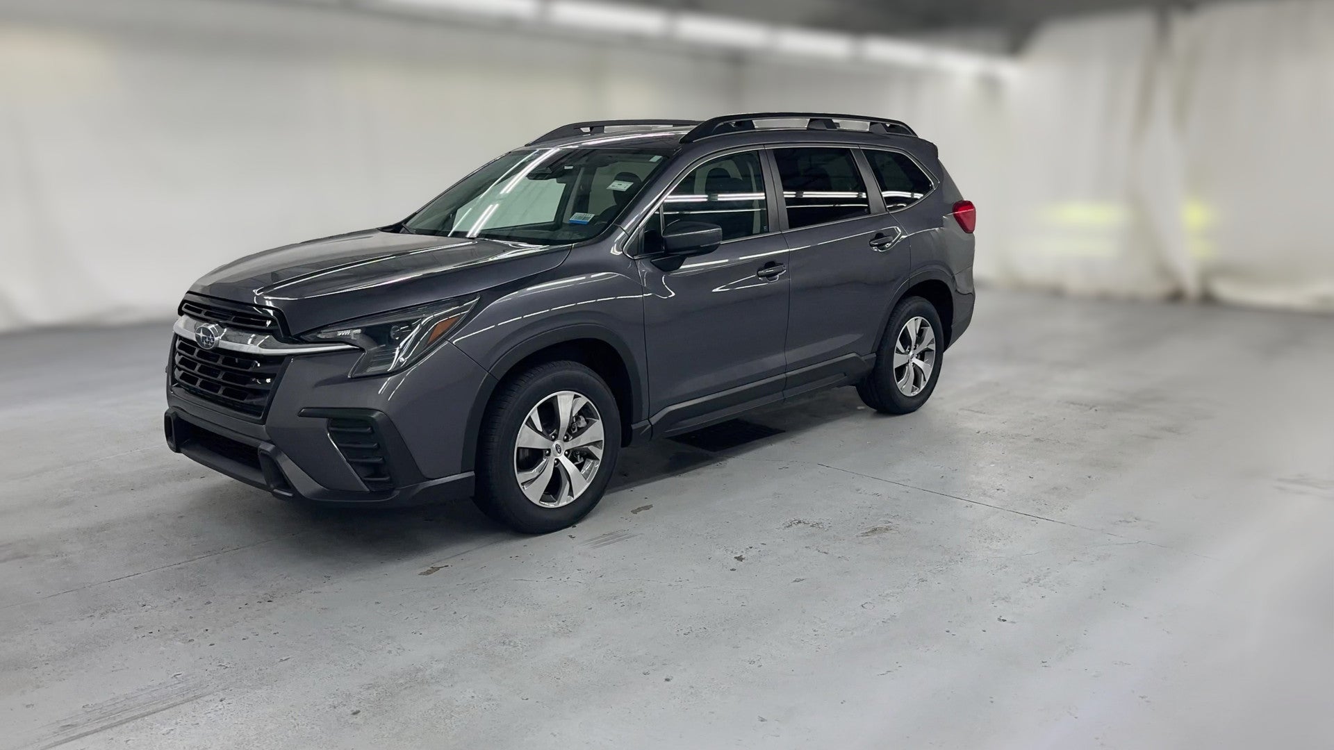 2024 Subaru Ascent vehicle photo