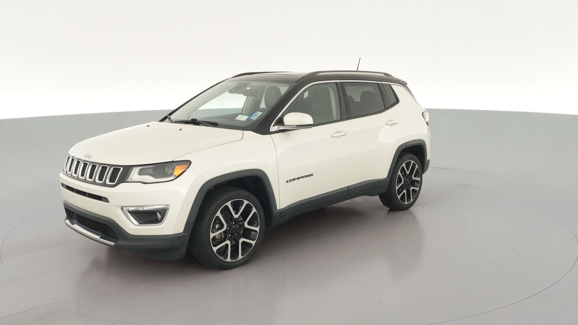 2018 Jeep Compass vehicle photo