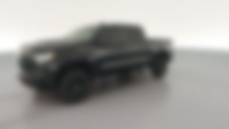 2024 Chevrolet Silverado 1500 Crew Cab vehicle photo