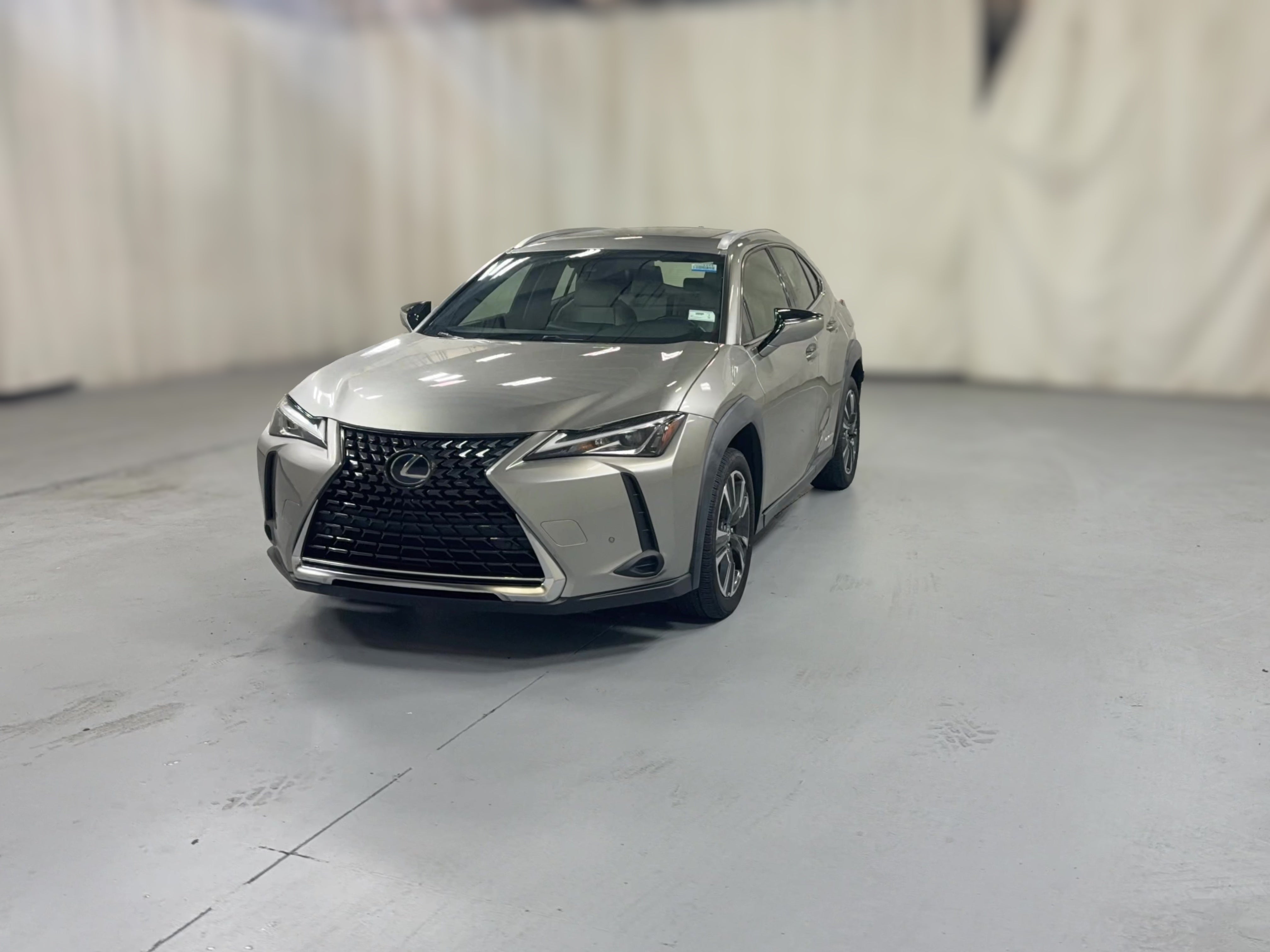 2022 Lexus UX Hybrid 250h - Photo 23