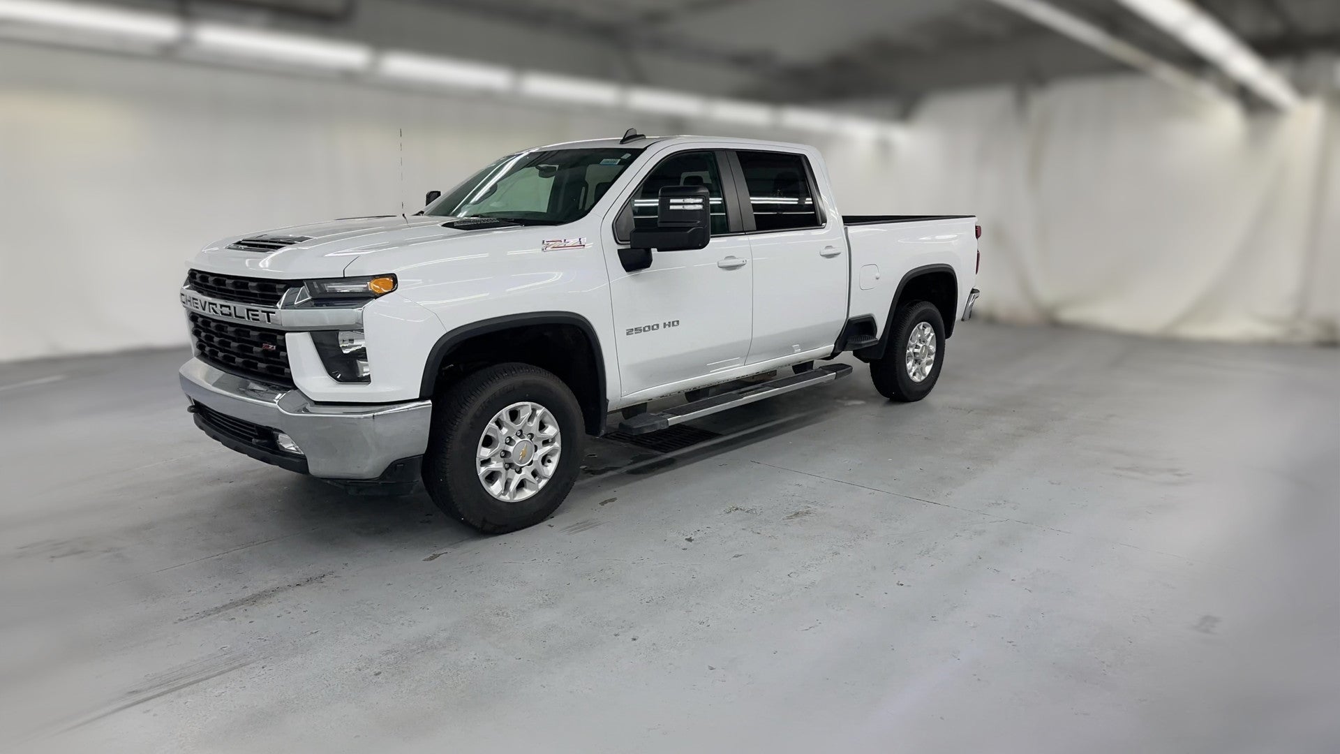 2023 Chevrolet Silverado 2500 HD Crew Cab vehicle photo
