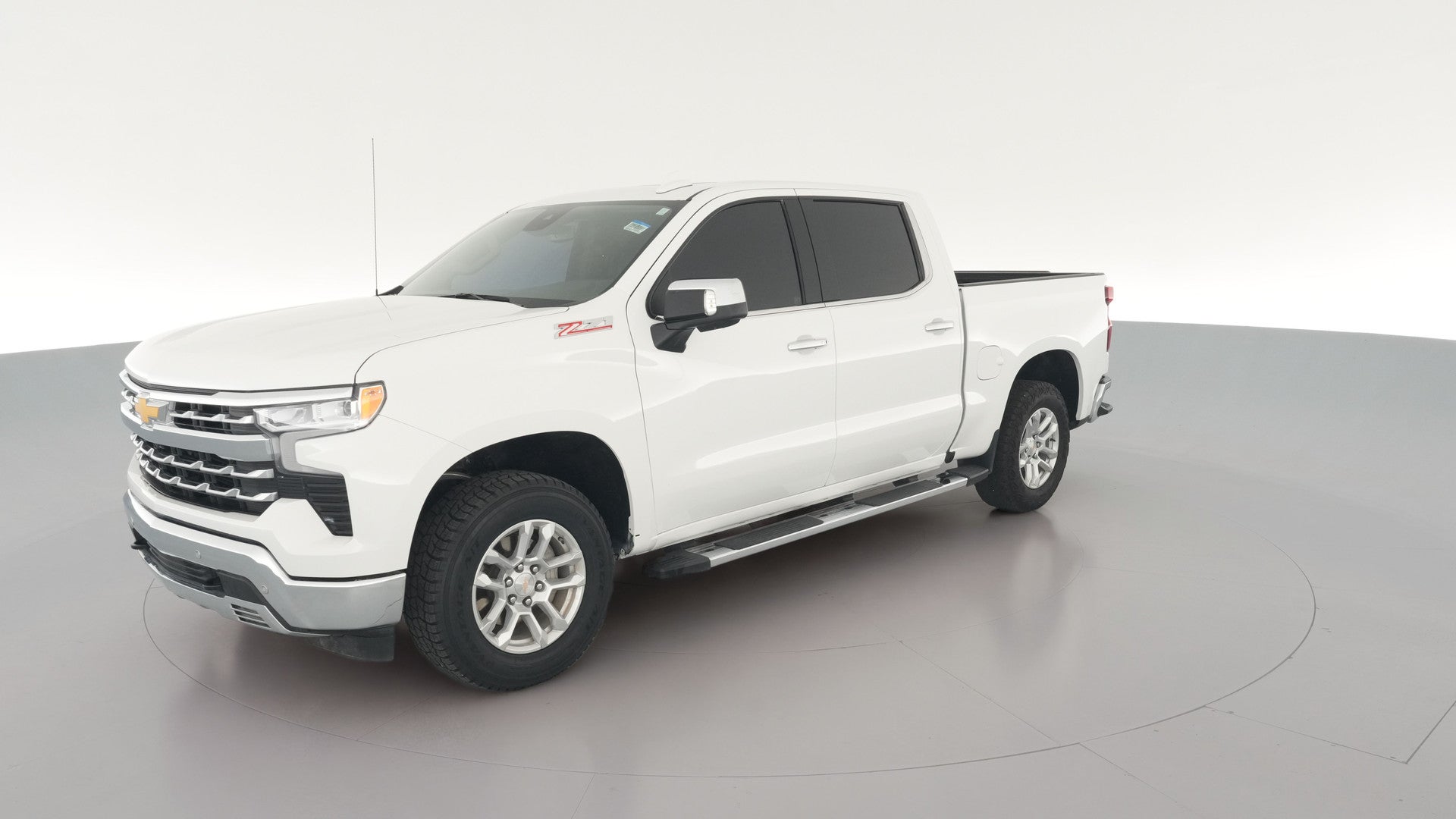2025 Chevrolet Silverado 1500 Crew Cab vehicle photo
