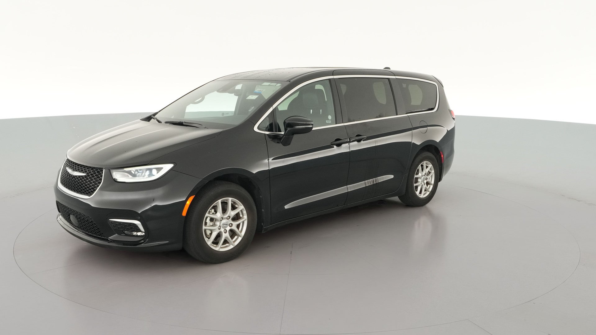 2025 Chrysler Pacifica vehicle photo