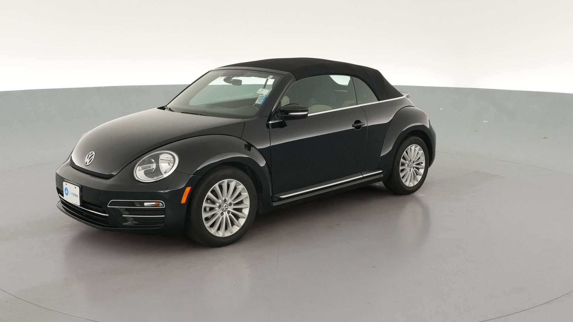 2019 Volkswagen Beetle vehicle photo