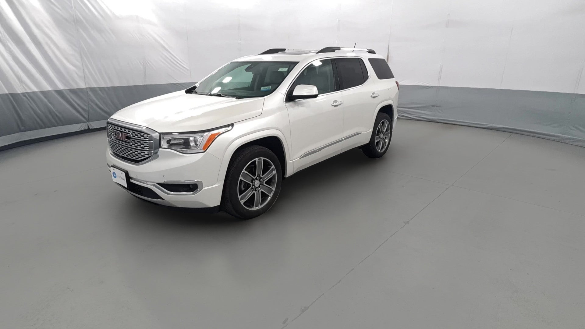 2017 GMC Acadia vehicle photo