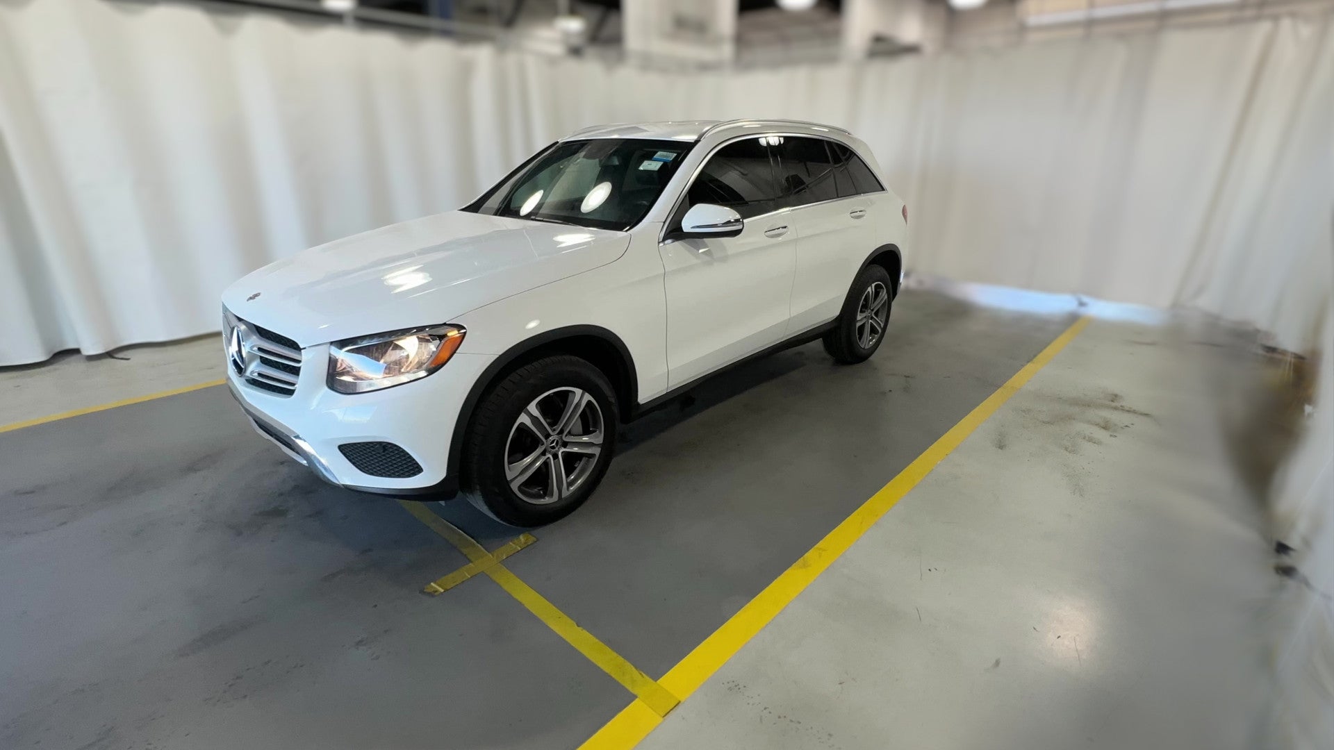 2019 Mercedes-Benz GLC vehicle photo
