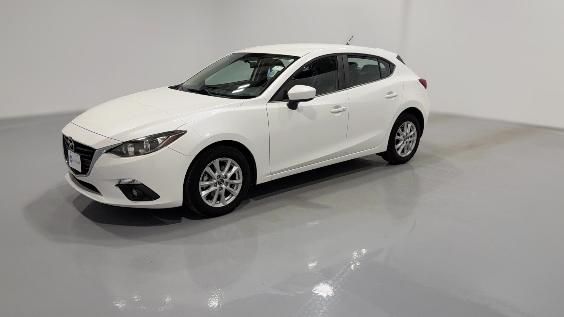 2015 MAZDA MAZDA3 vehicle photo