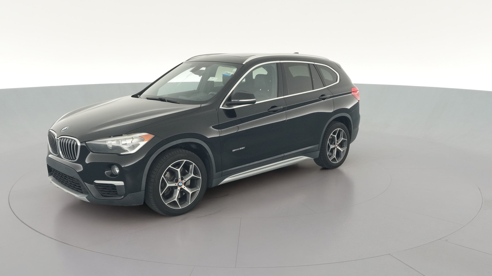 2018 BMW X1 vehicle photo