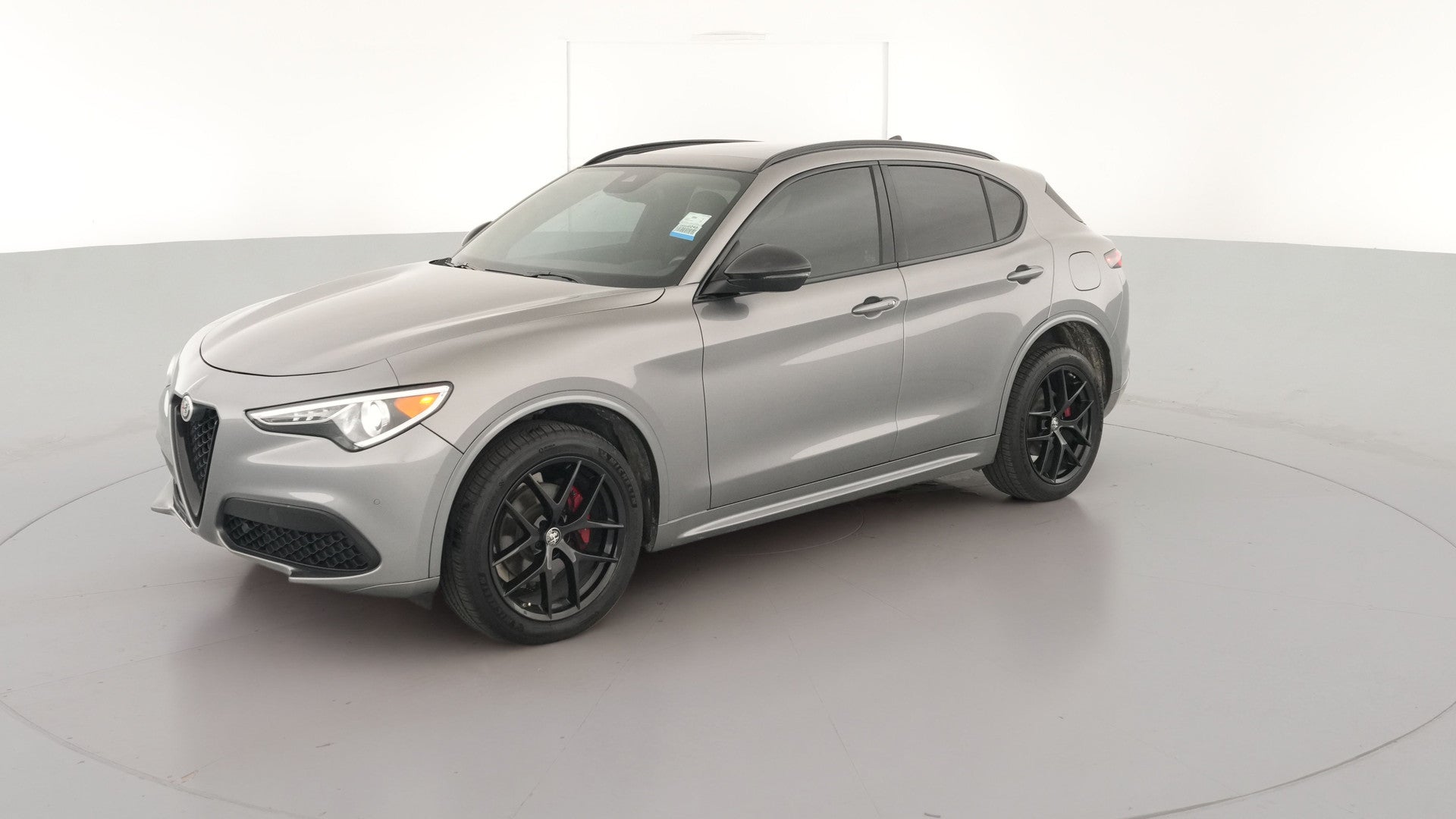 2021 Alfa Romeo Stelvio vehicle photo
