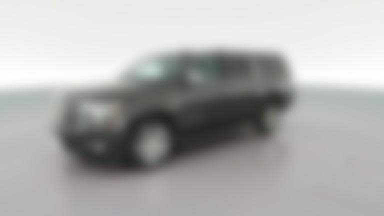 2018 Chevrolet Suburban vehicle photo