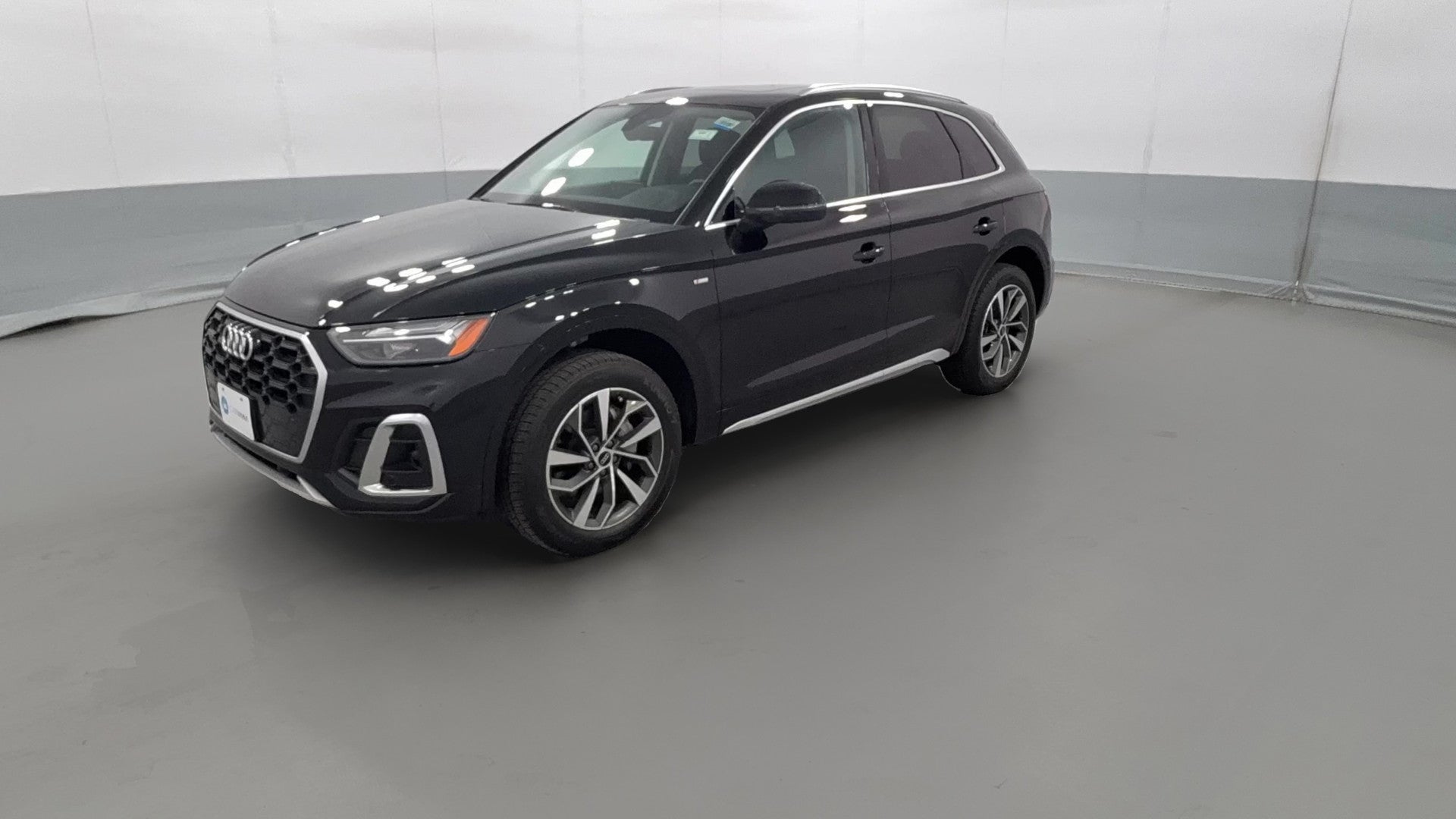 2024 Audi Q5 vehicle photo