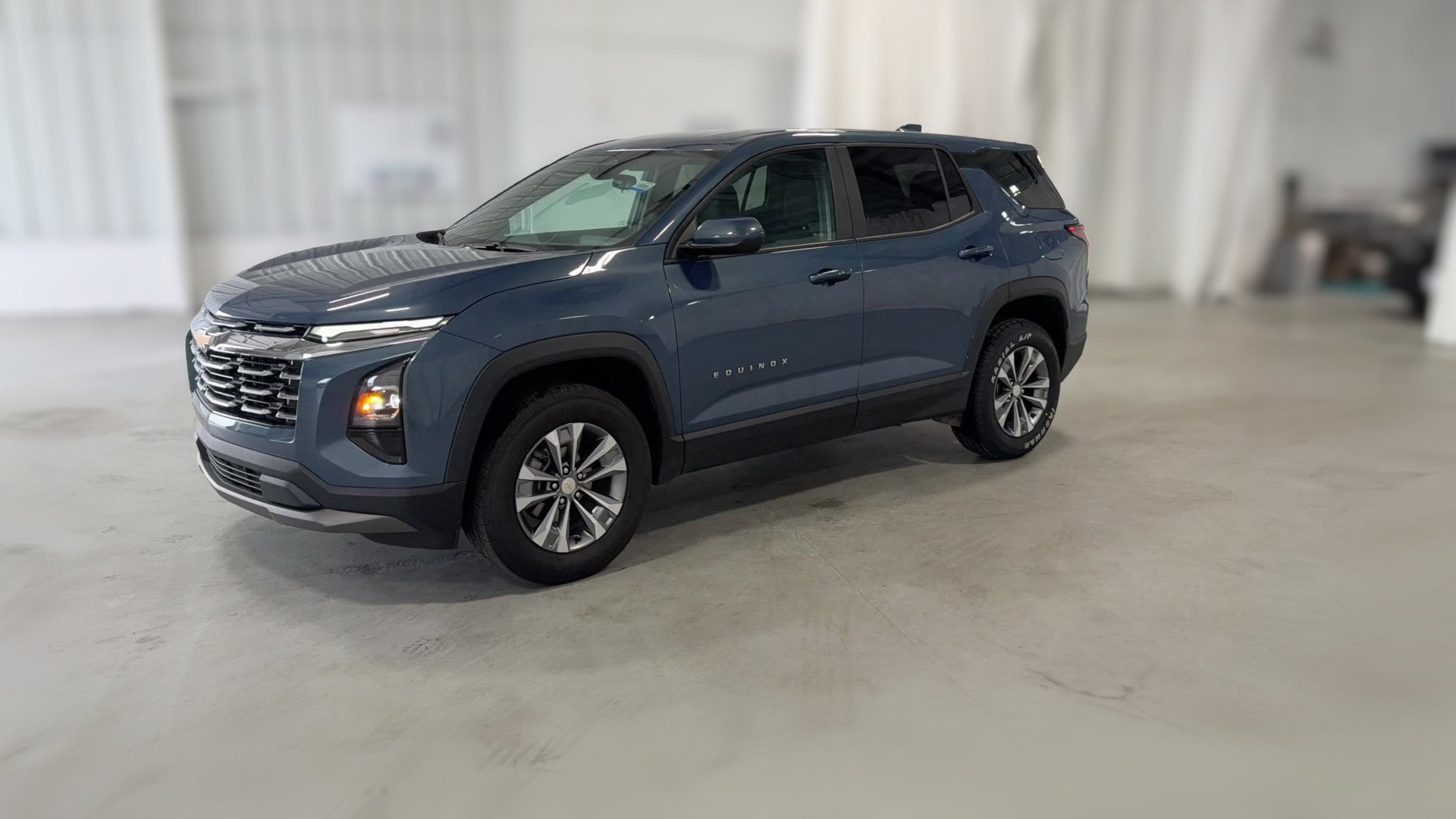 2025 Chevrolet Equinox vehicle photo