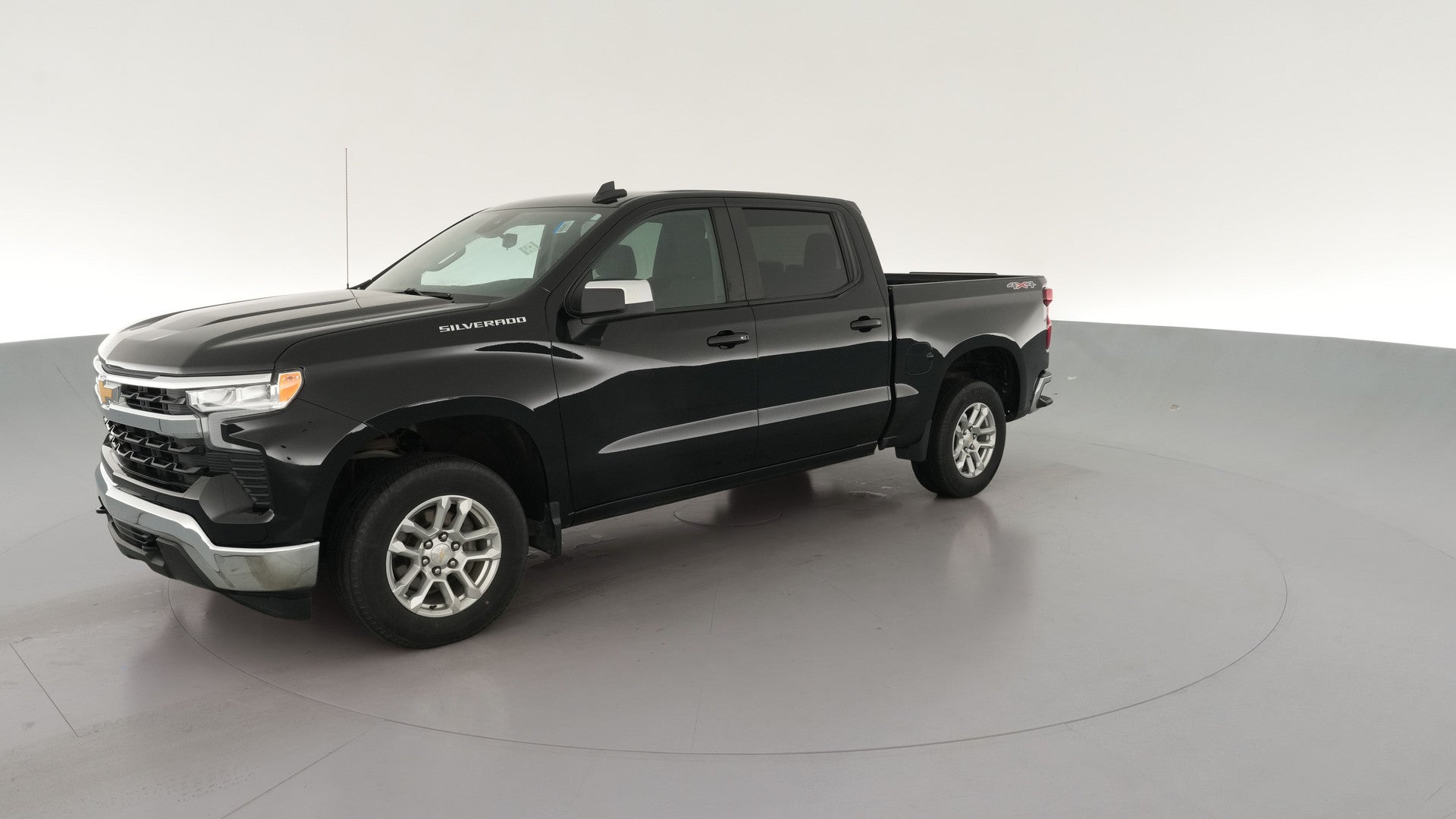 2023 Chevrolet Silverado 1500 Crew Cab vehicle photo