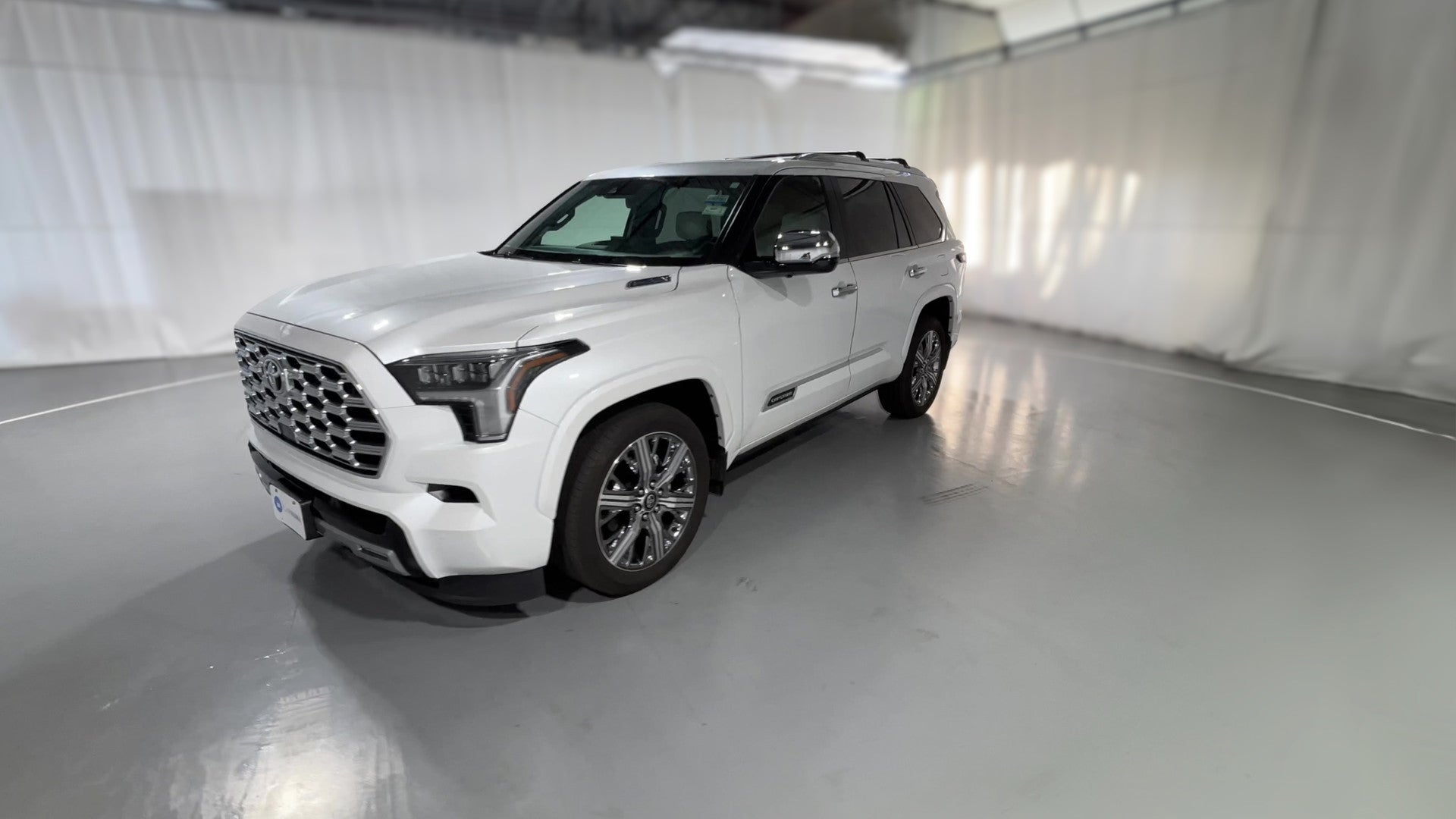2025 Toyota Sequoia vehicle photo