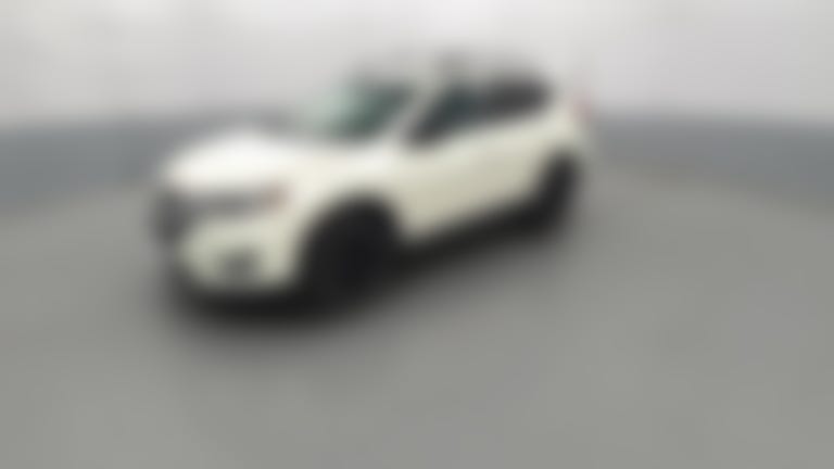 2017 Nissan Rogue vehicle photo