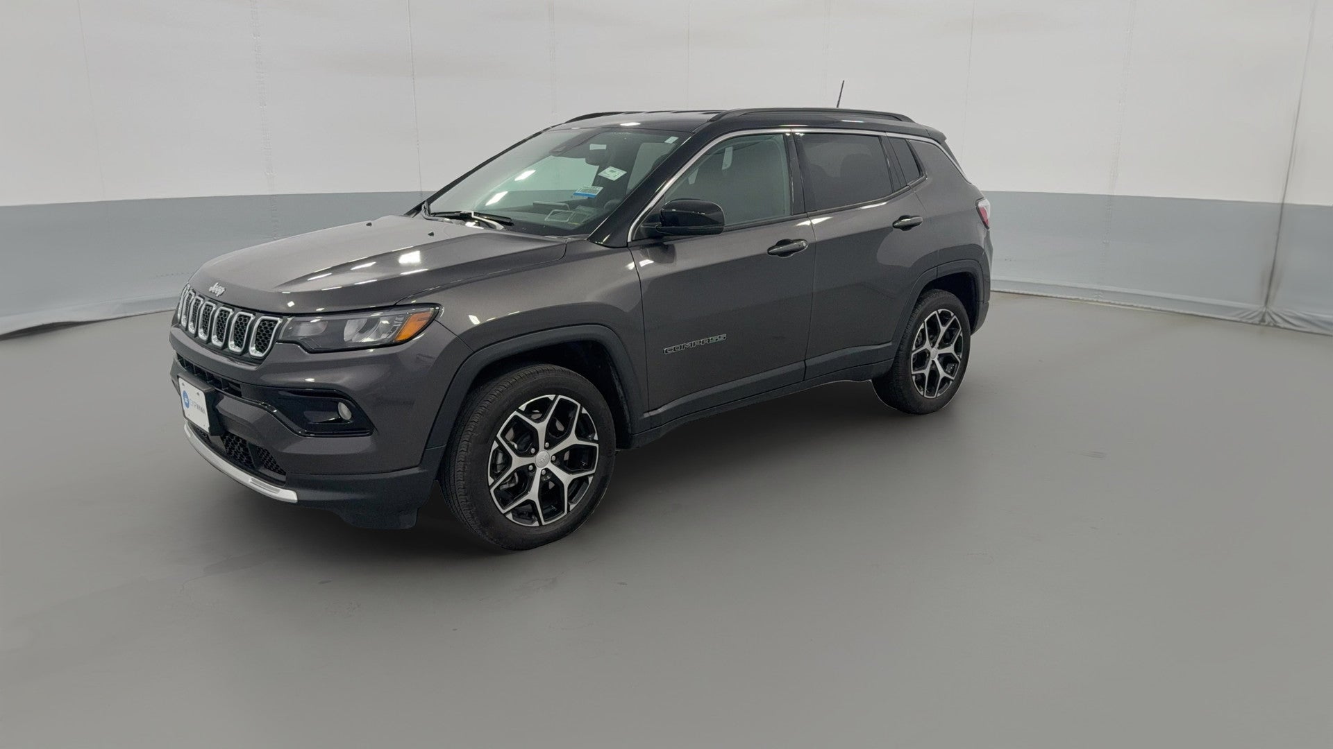 2024 Jeep Compass vehicle photo